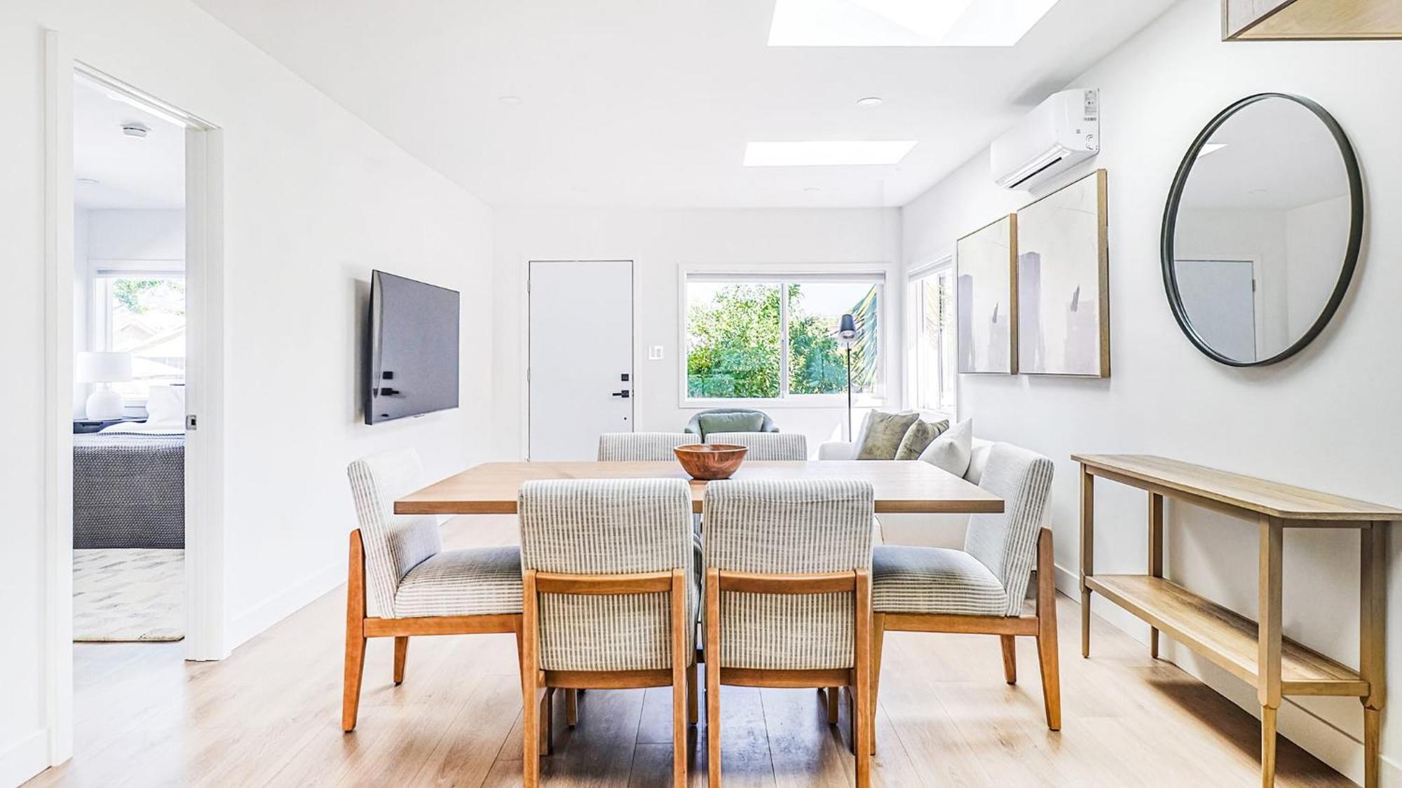 Holiday home Renovated 5br Amazing Location