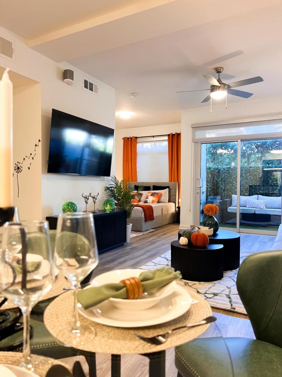 Luxury Open Bd W Pool, Parking, & Wd 133 Los Angeles