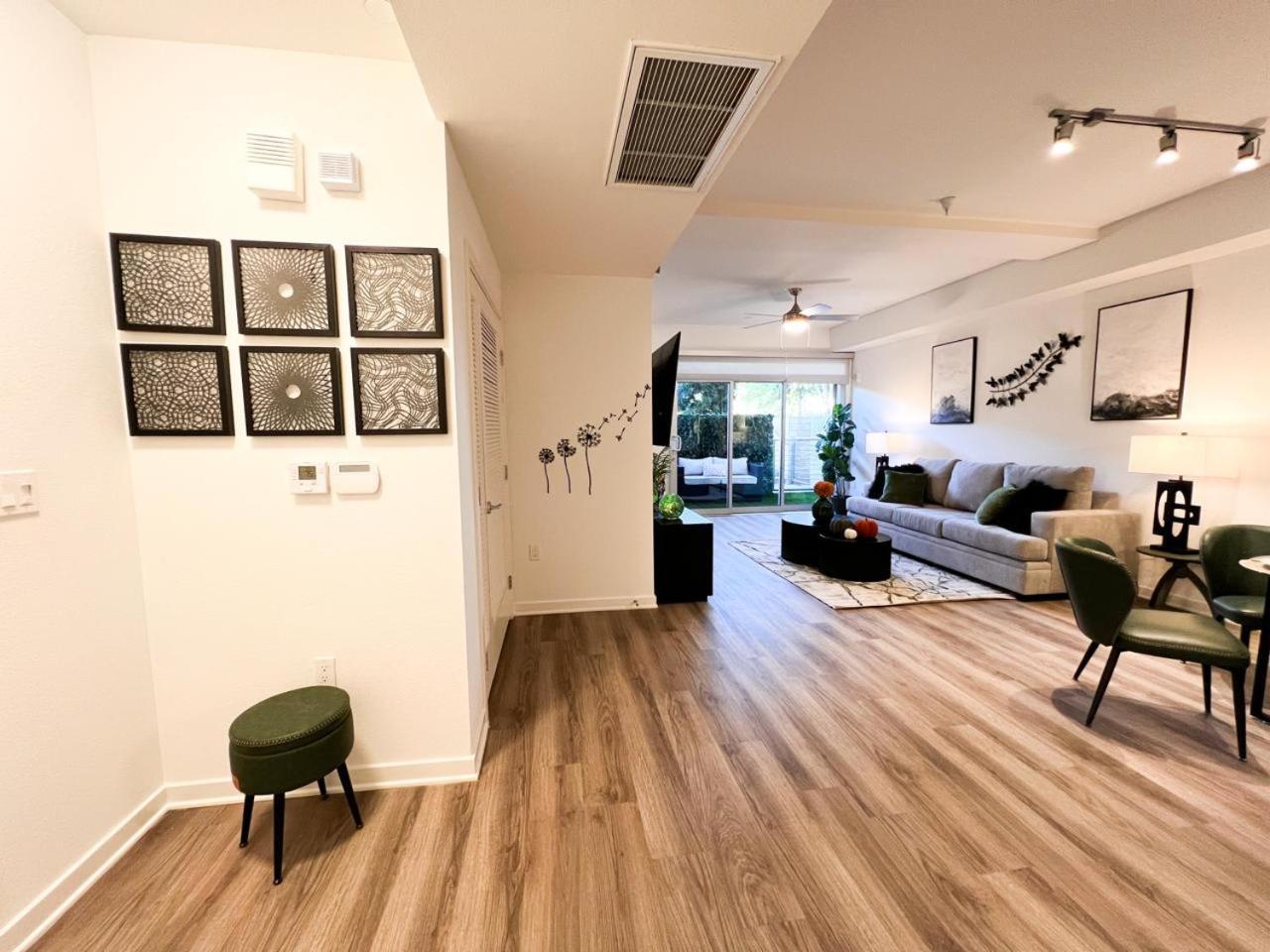 Luxury Open Bd W Pool, Parking, & Wd 133 Aparthotel