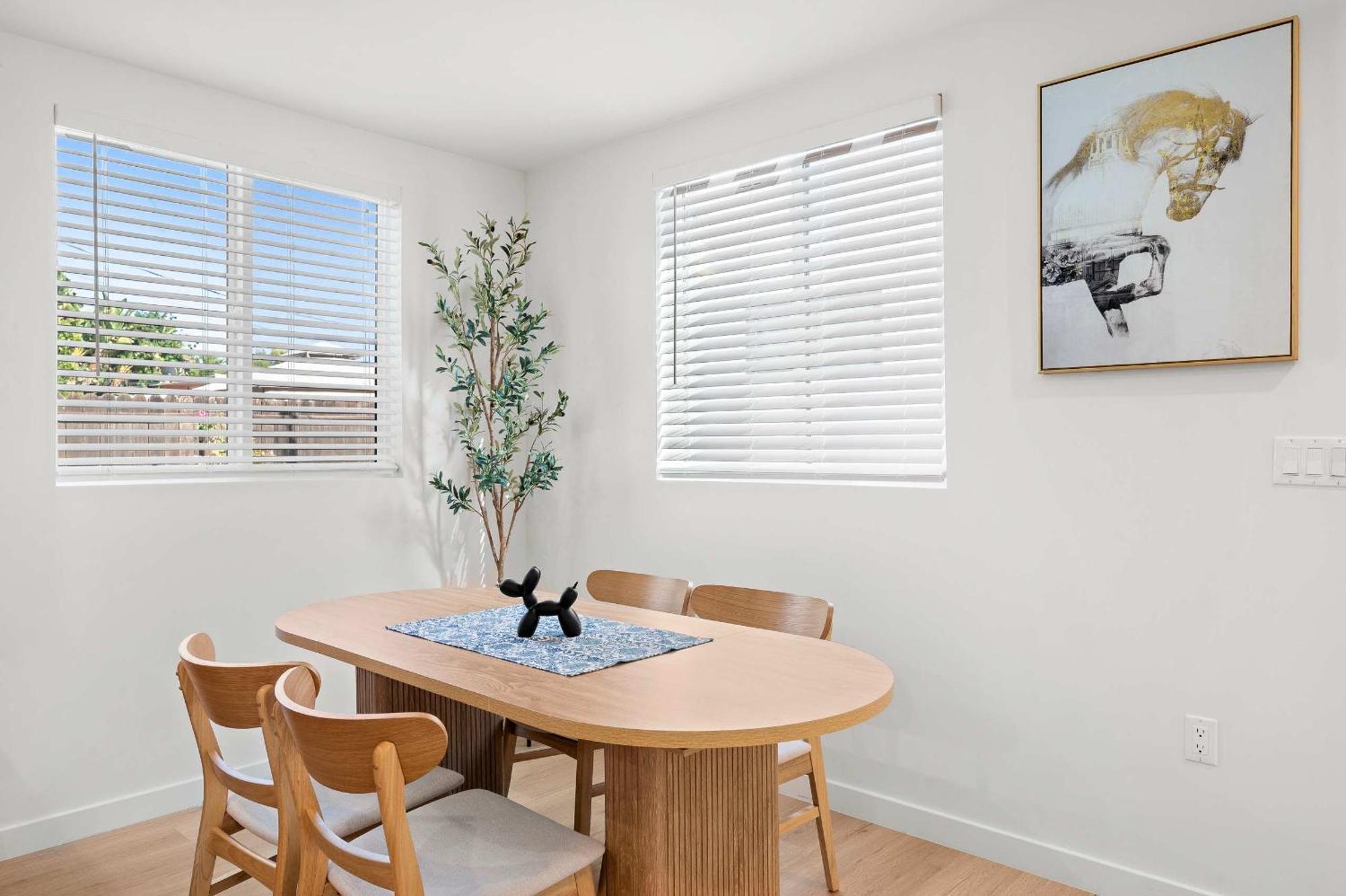 Holiday home Family Friendly Retreat W Luxury Amenities Los Angeles