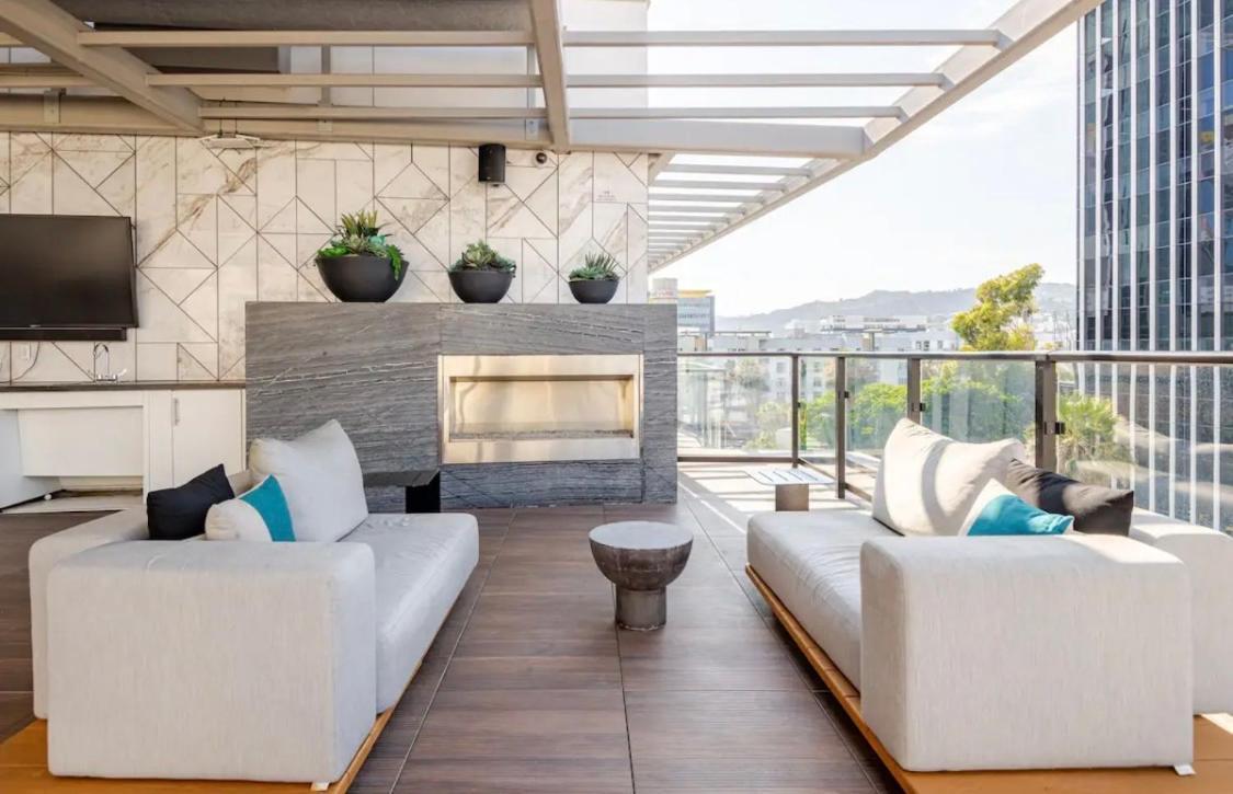 Hollywood Apartment Los Angeles