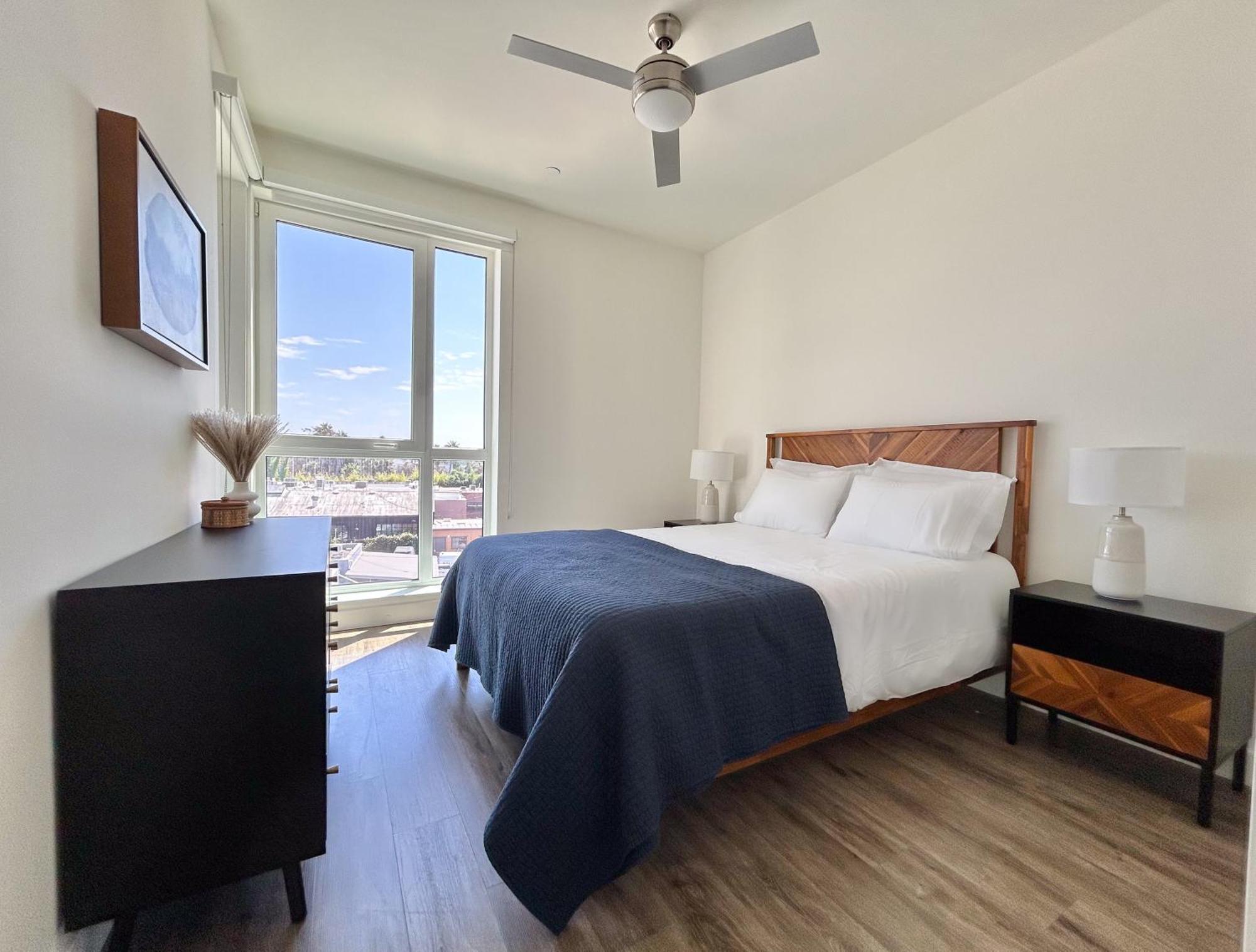 Trendy 2bd 2bth In Santa Monica! Apartment *