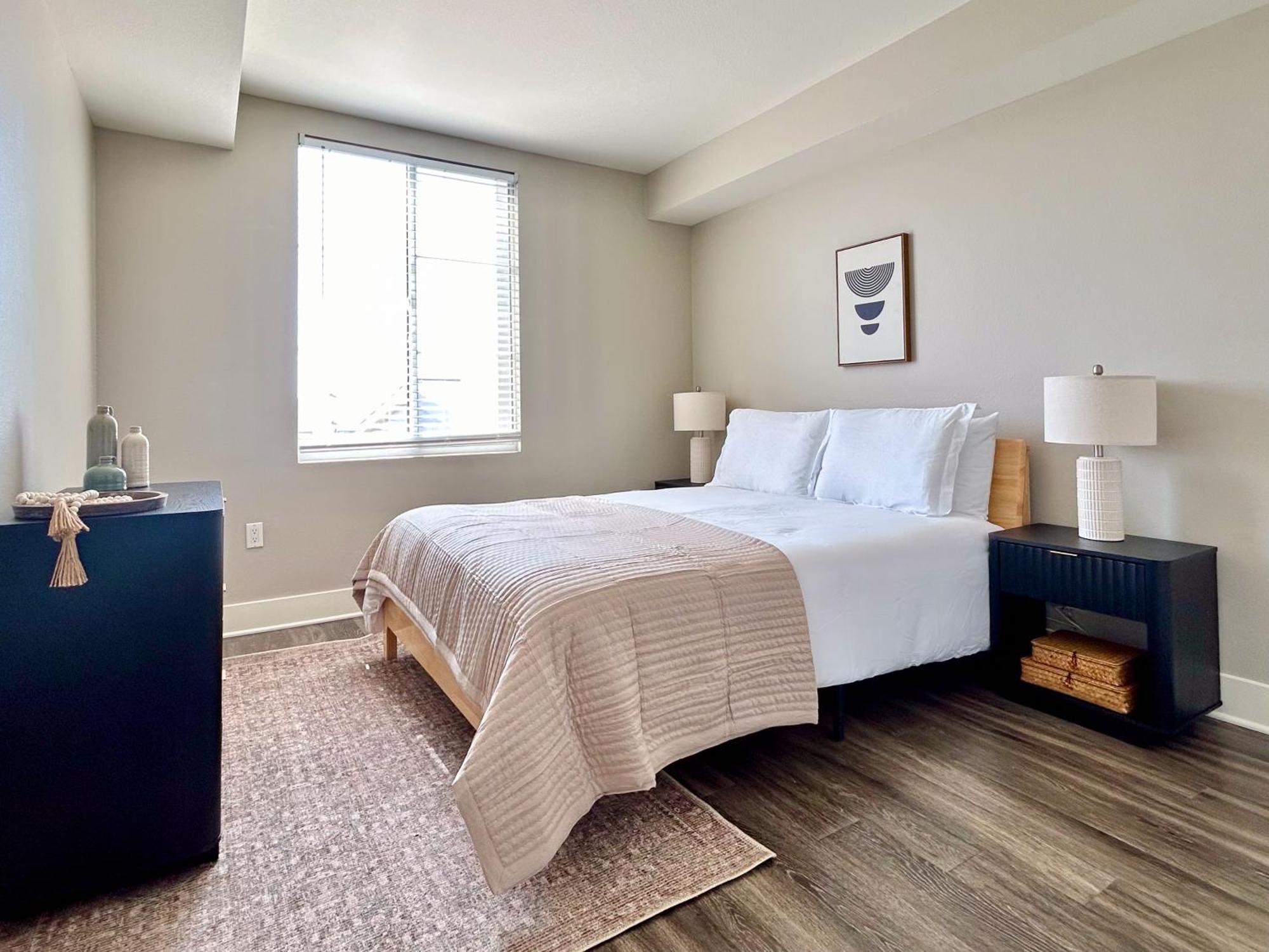 Apartment Stunning 2bd 2bth In Santa Monica!