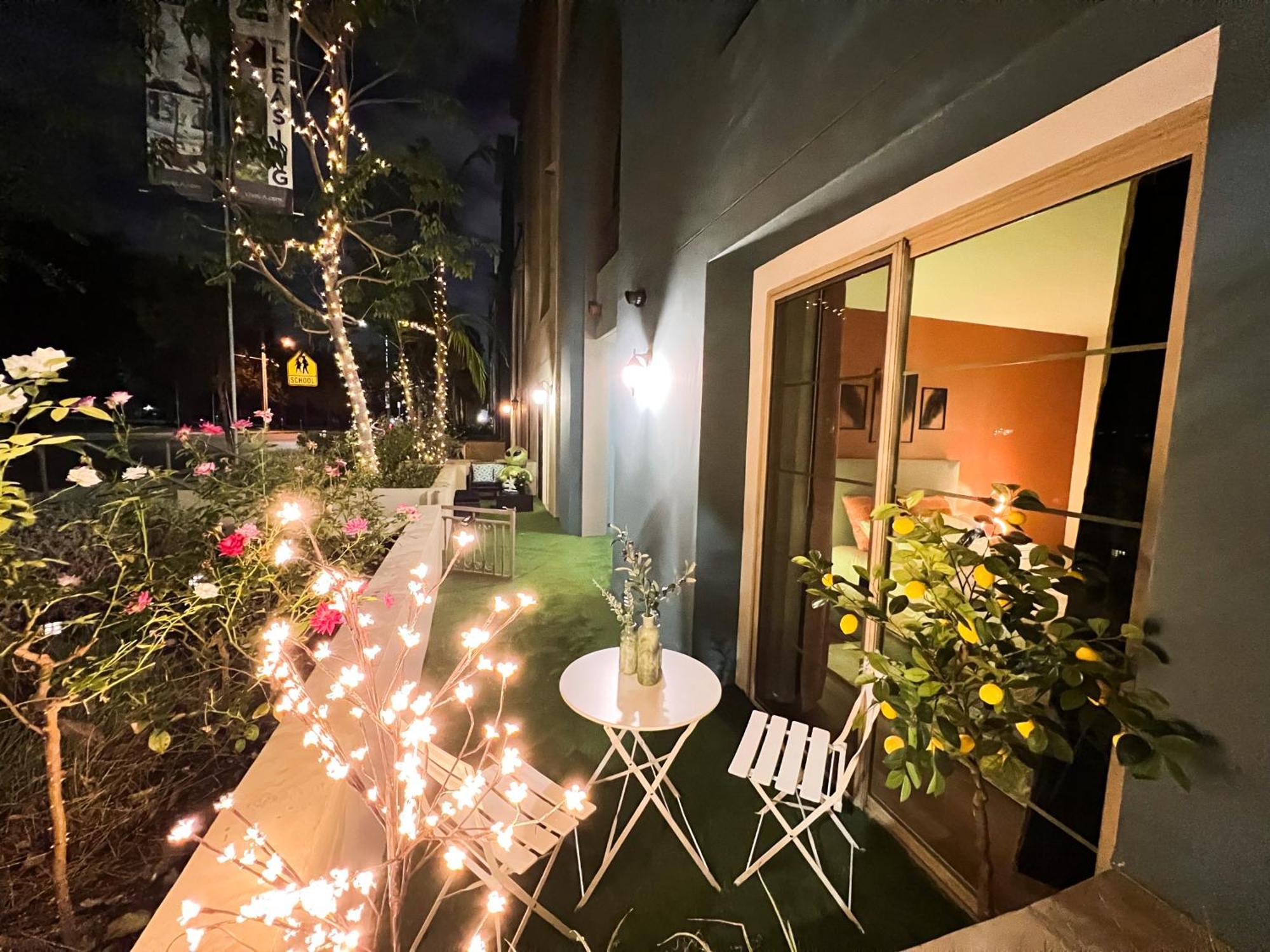 2 Bd 2 Ba In The Heart Of Encino 104 * Los Angeles