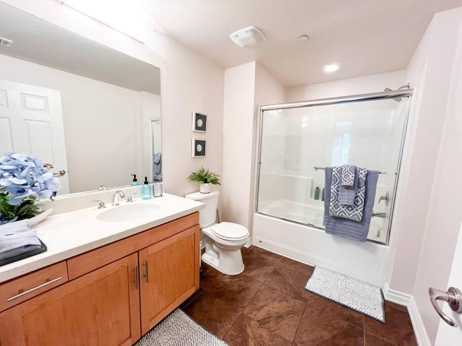 Apartment 2 Bd 2 Ba In The Heart Of Encino 104 Los Angeles