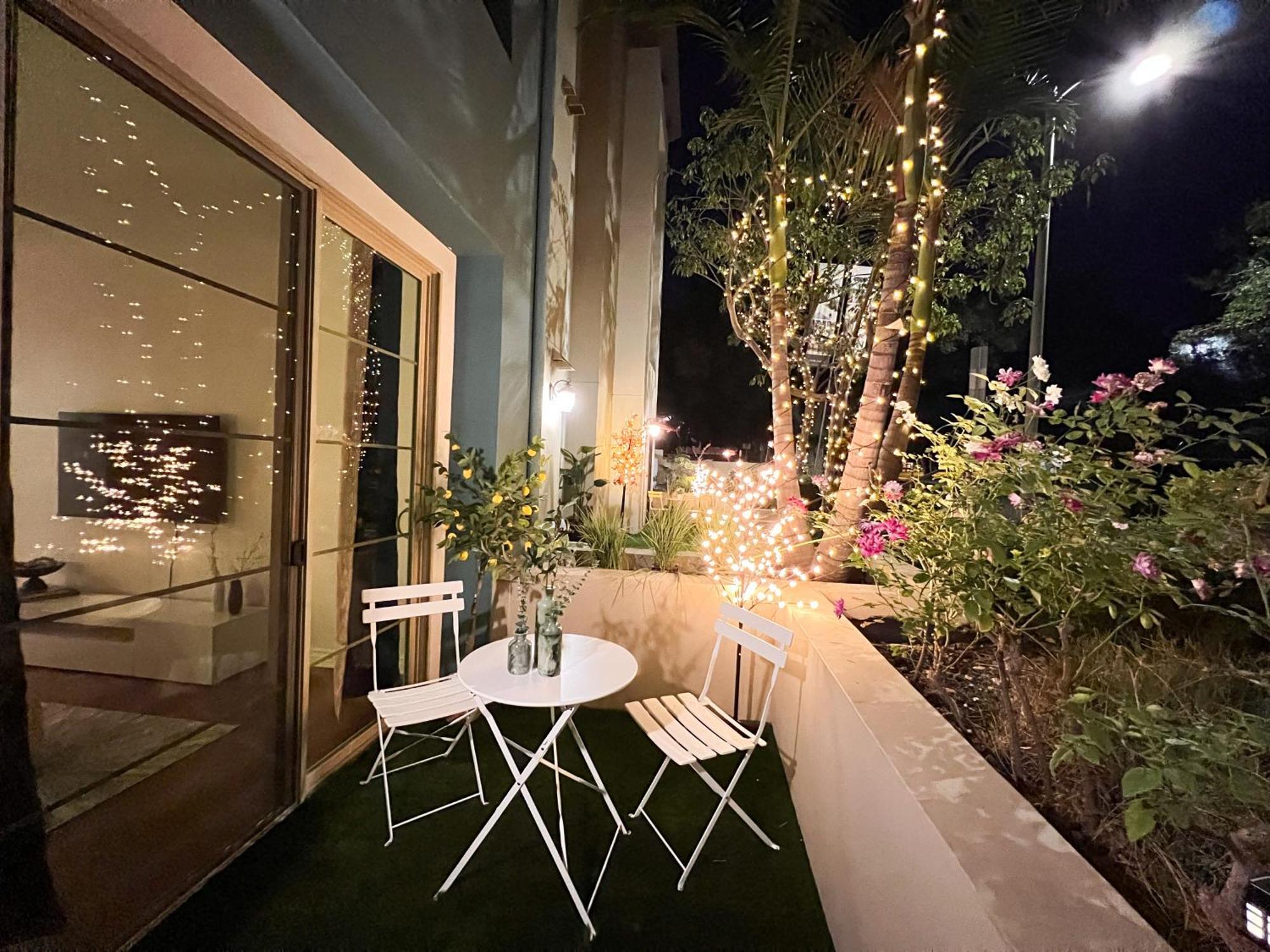 Apartment 2 Bd 2 Ba In The Heart Of Encino 104 Los Angeles