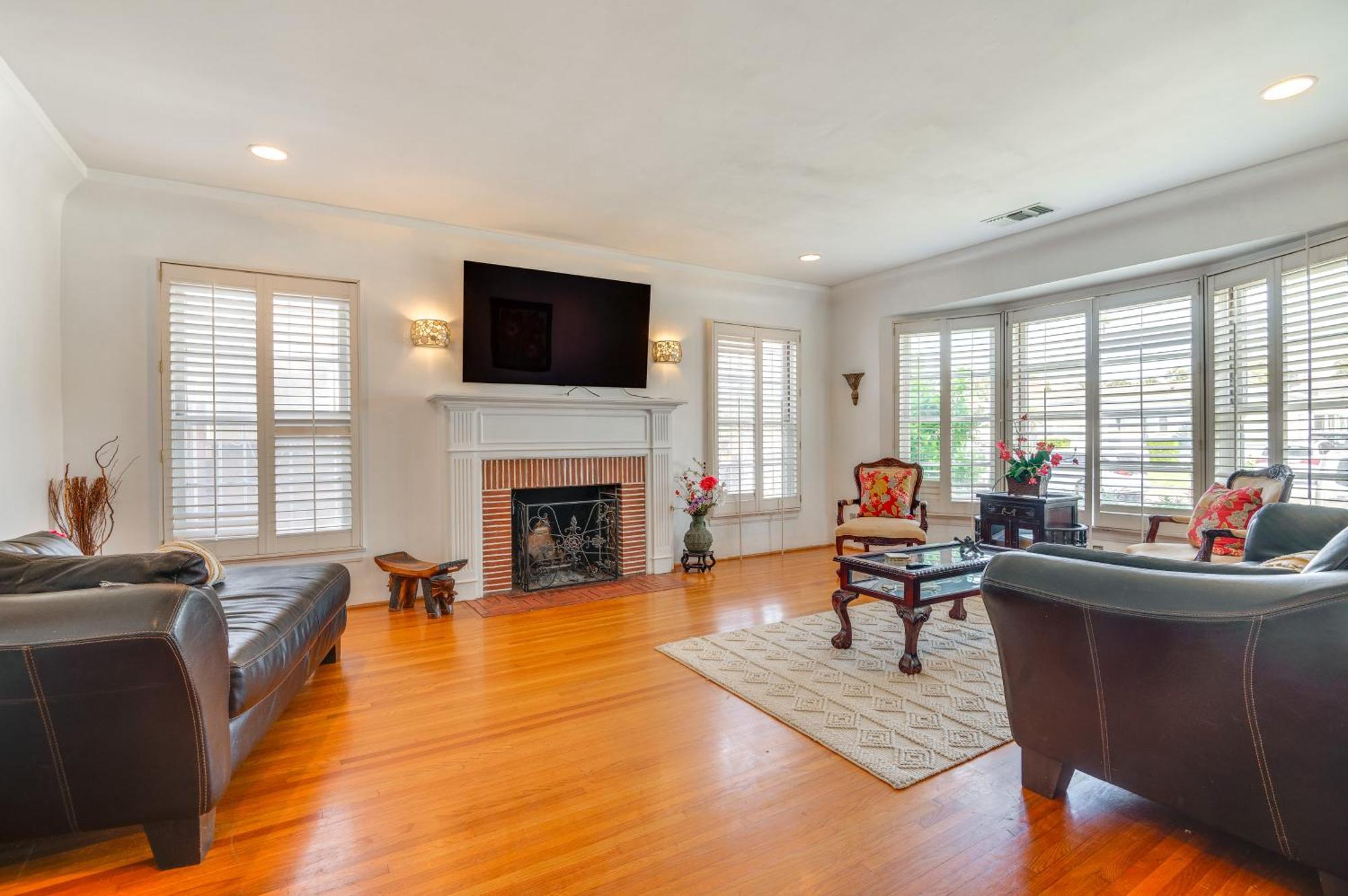 5 Mi To Sofi Stadium Charming Family Home!