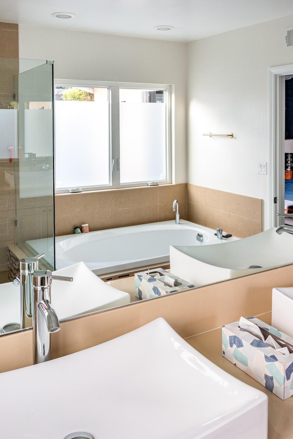 Cozy La Getaway With Hot Tub, 10 Min To Holiday home Los Angeles