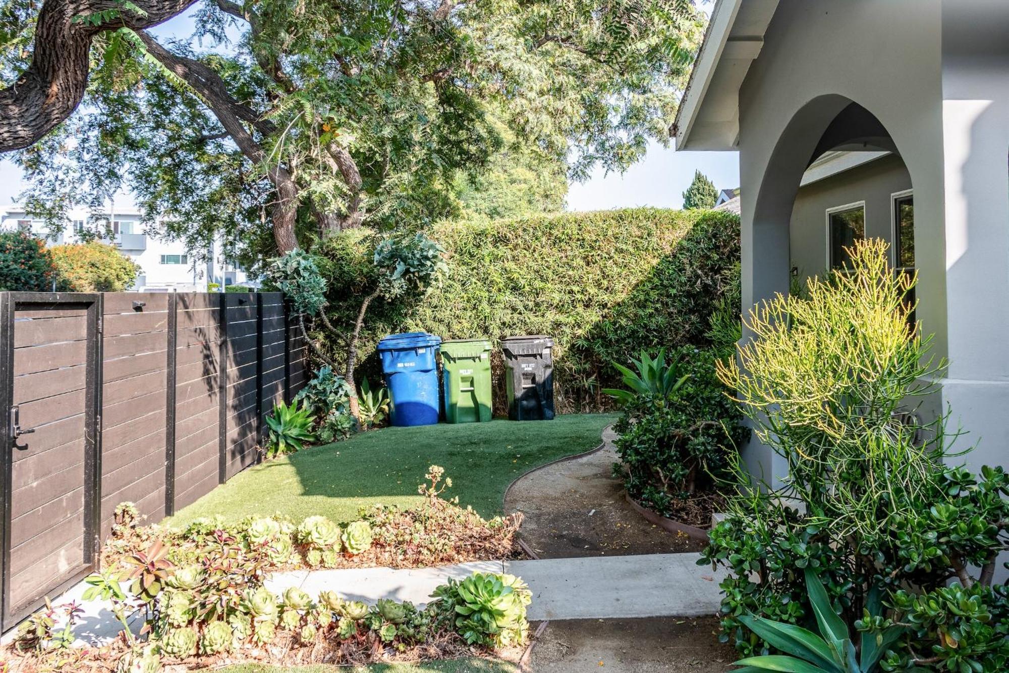 Cozy La Getaway With Hot Tub, 10 Min To Holiday home