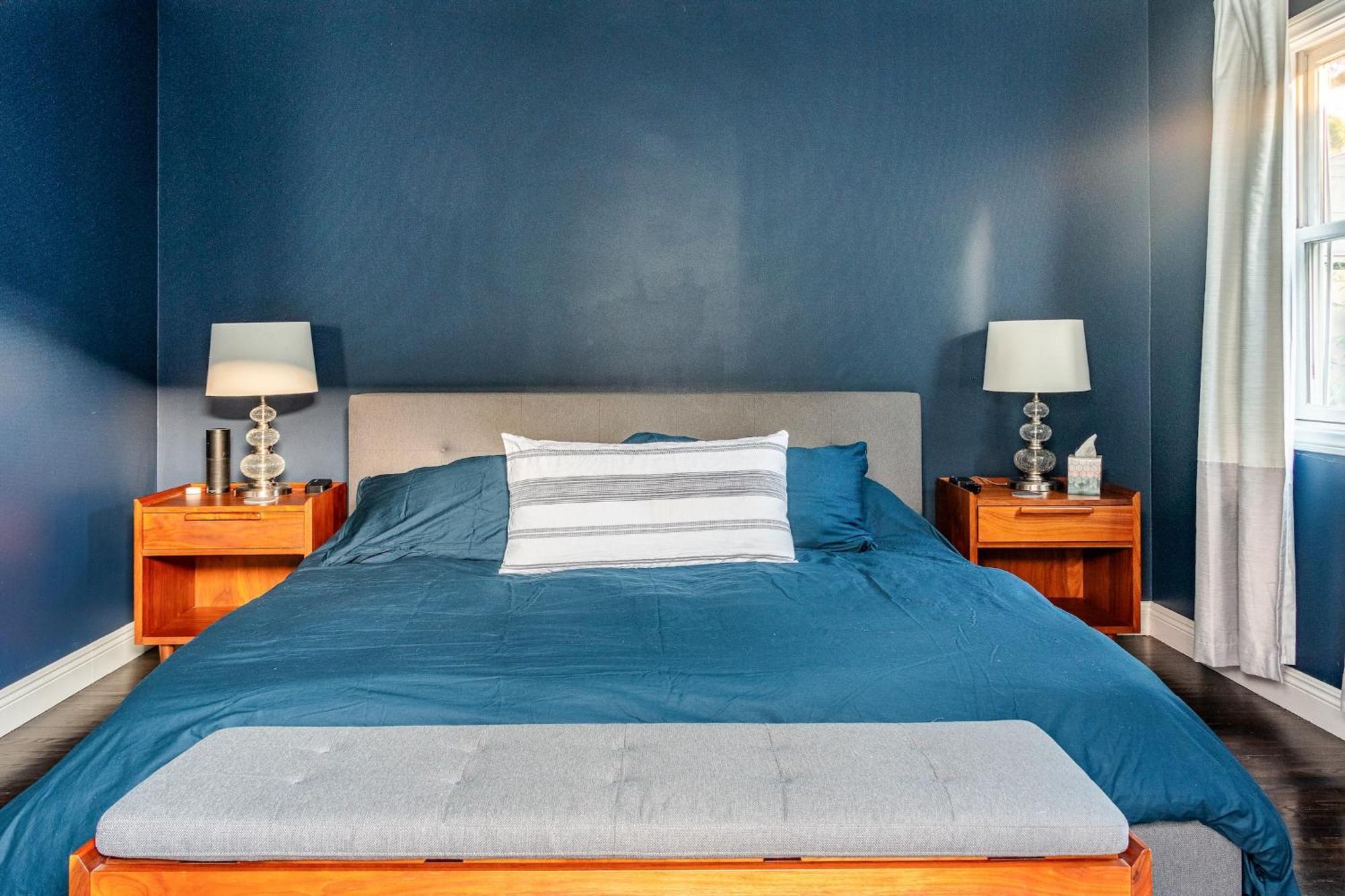 Cozy La Getaway With Hot Tub, 10 Min To * Los Angeles