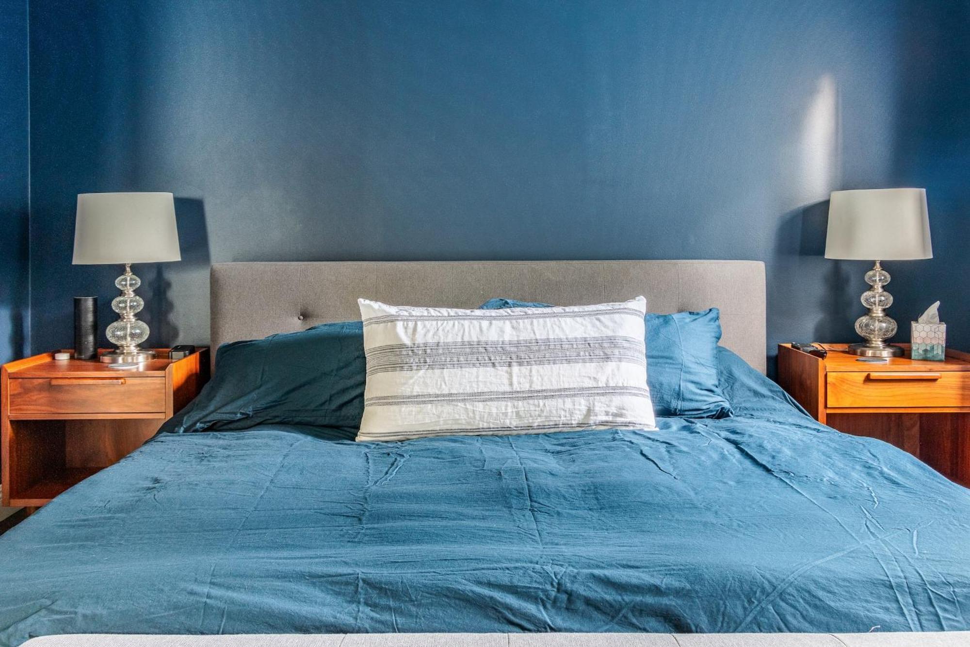 Holiday home Cozy La Getaway With Hot Tub, 10 Min To