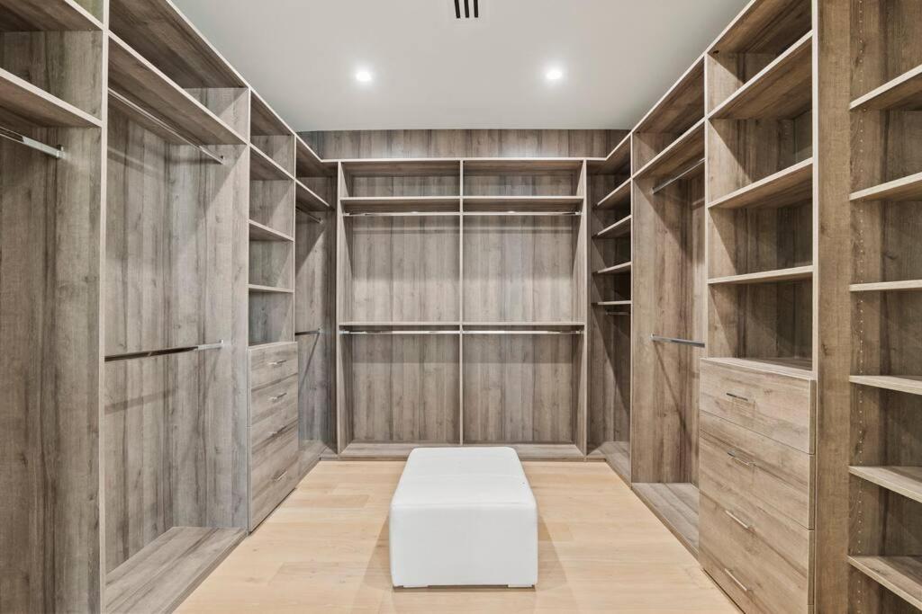 Apartment Ultra Luxe Modern Mansion With Roof Deck Pool &