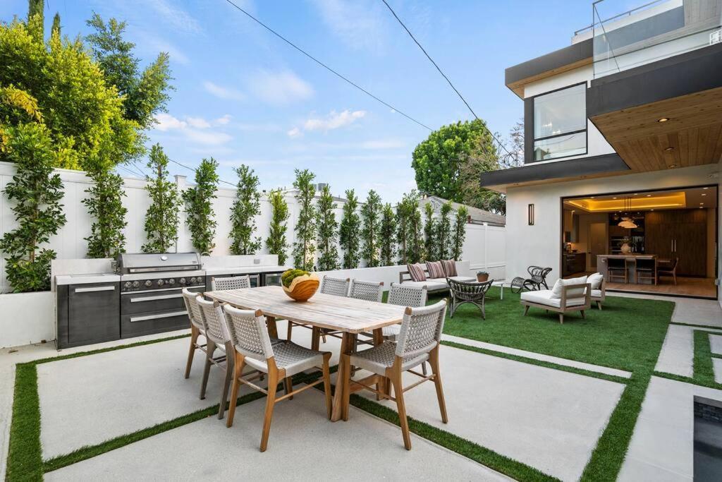 Apartment Ultra Luxe Modern Mansion With Roof Deck Pool &