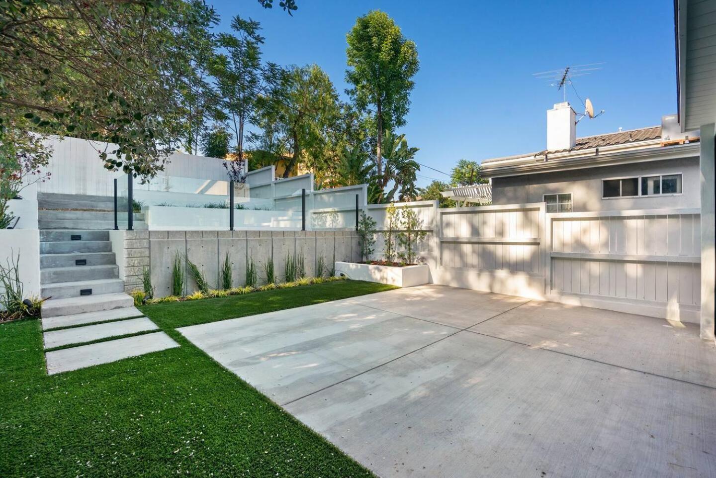 Modern Stylish Get-away Holiday home Los Angeles