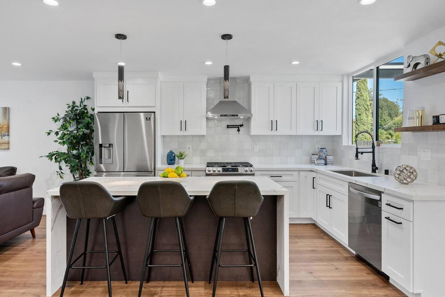 Modern Stylish Get-away *