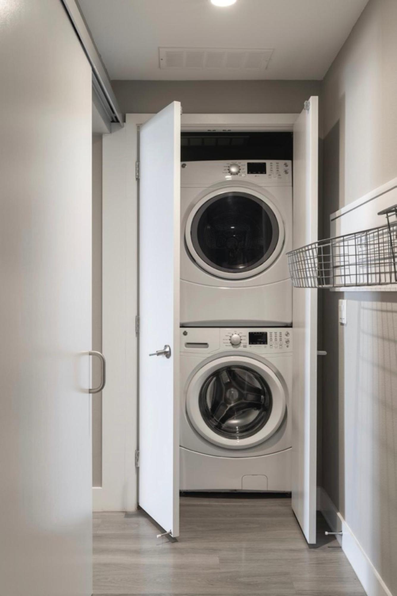 2 Bedroom Modern Luxury La Na