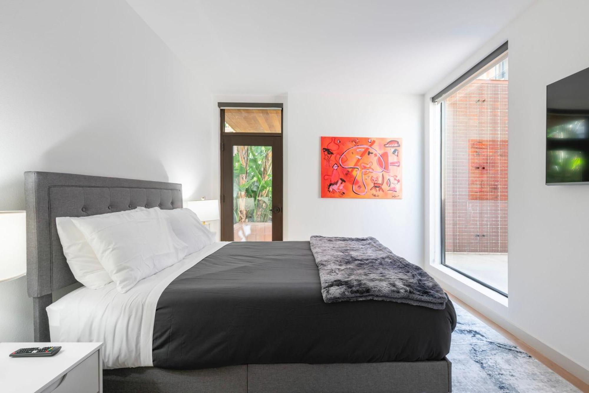 Hollywood 2 Bedroom La Na *