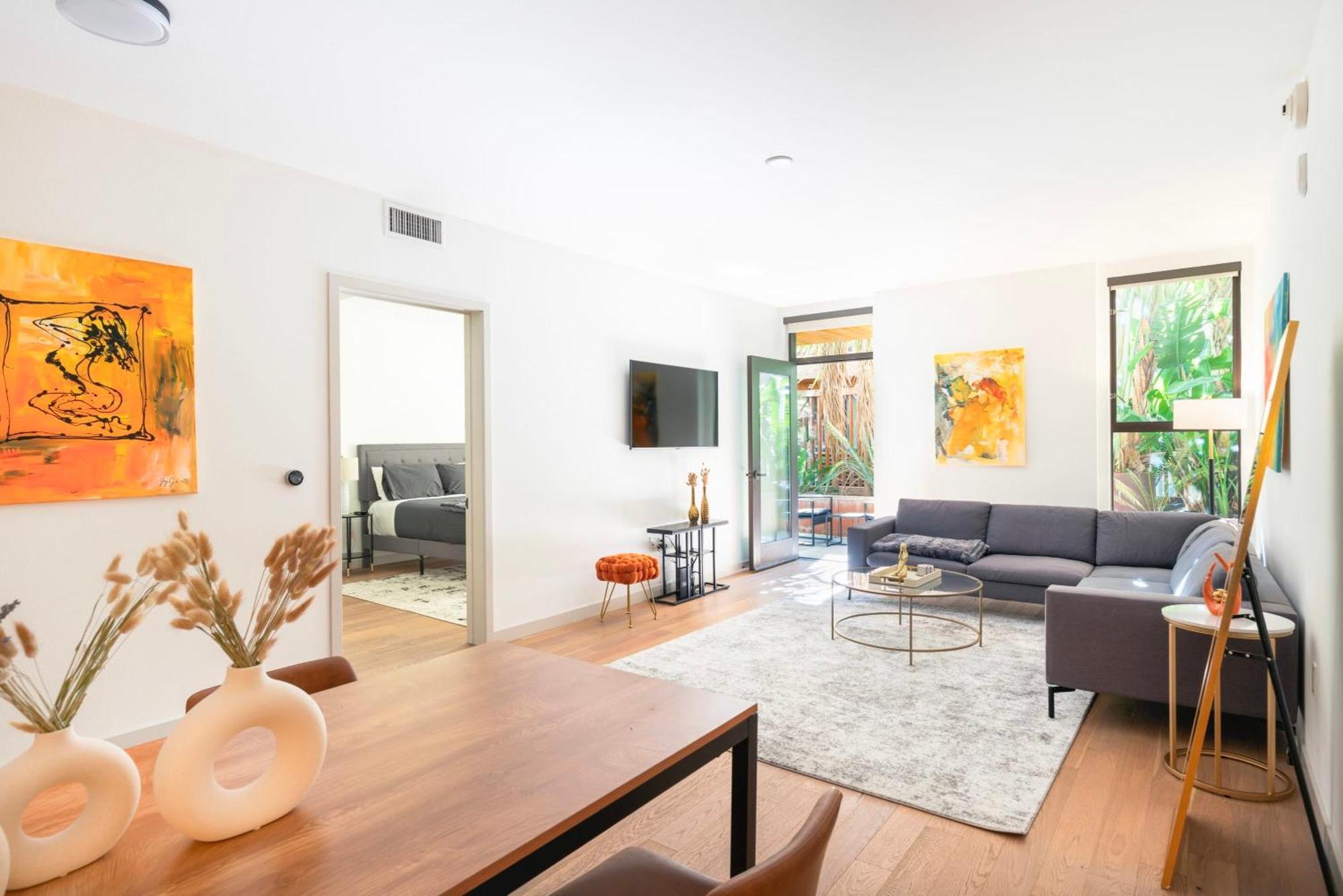 Hollywood 2 Bedroom La Na Los Angeles