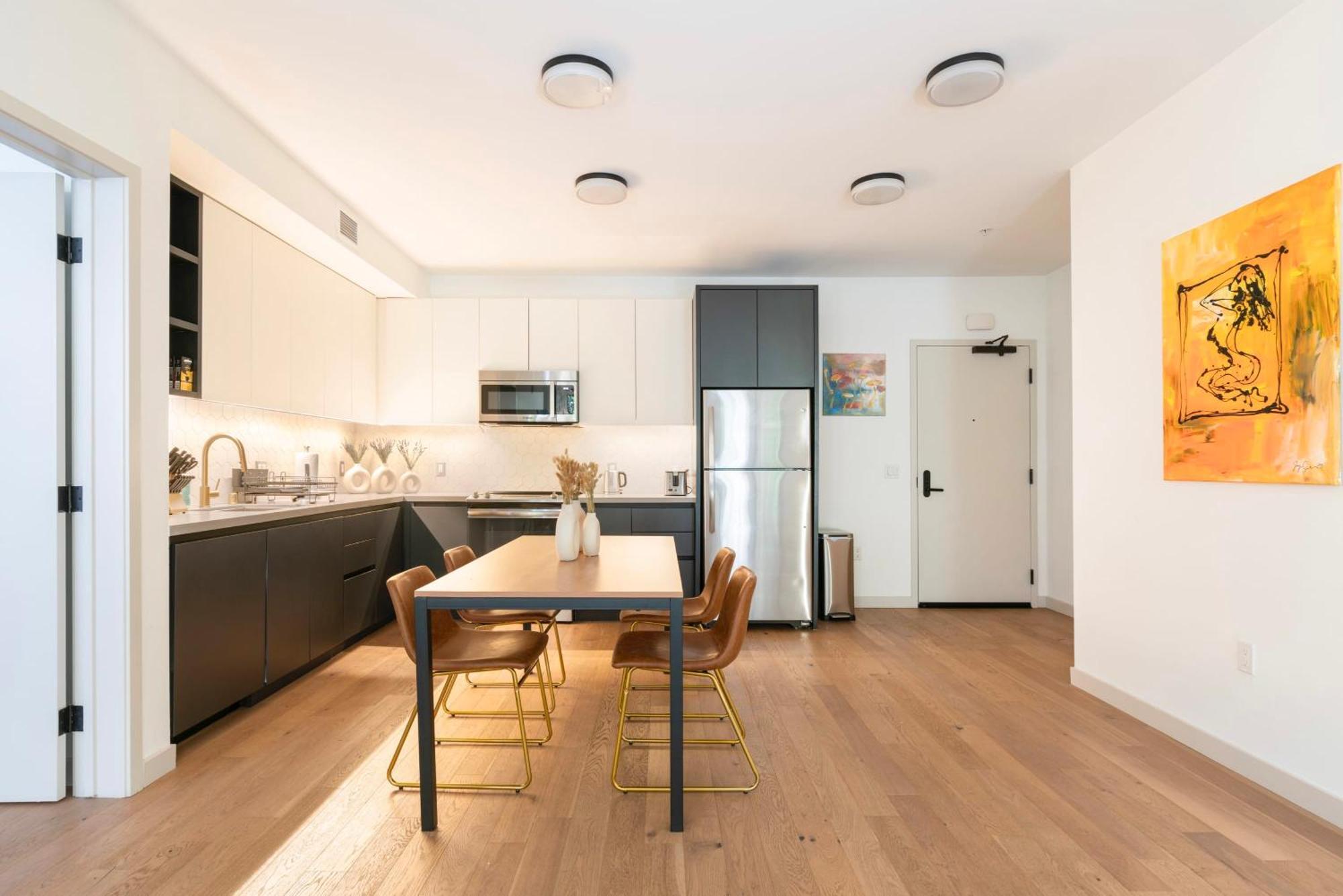 Hollywood 2 Bedroom La Na