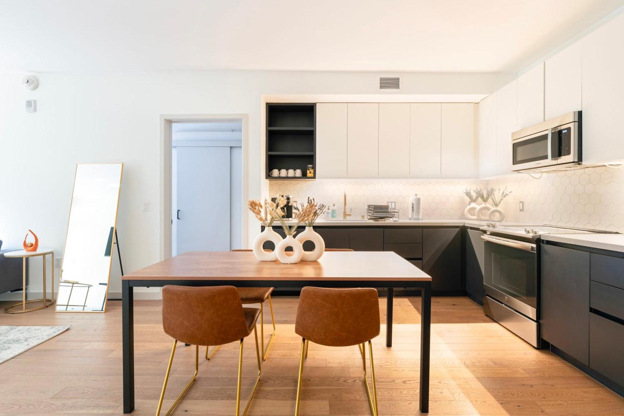 Hollywood 2 Bedroom La Na Los Angeles