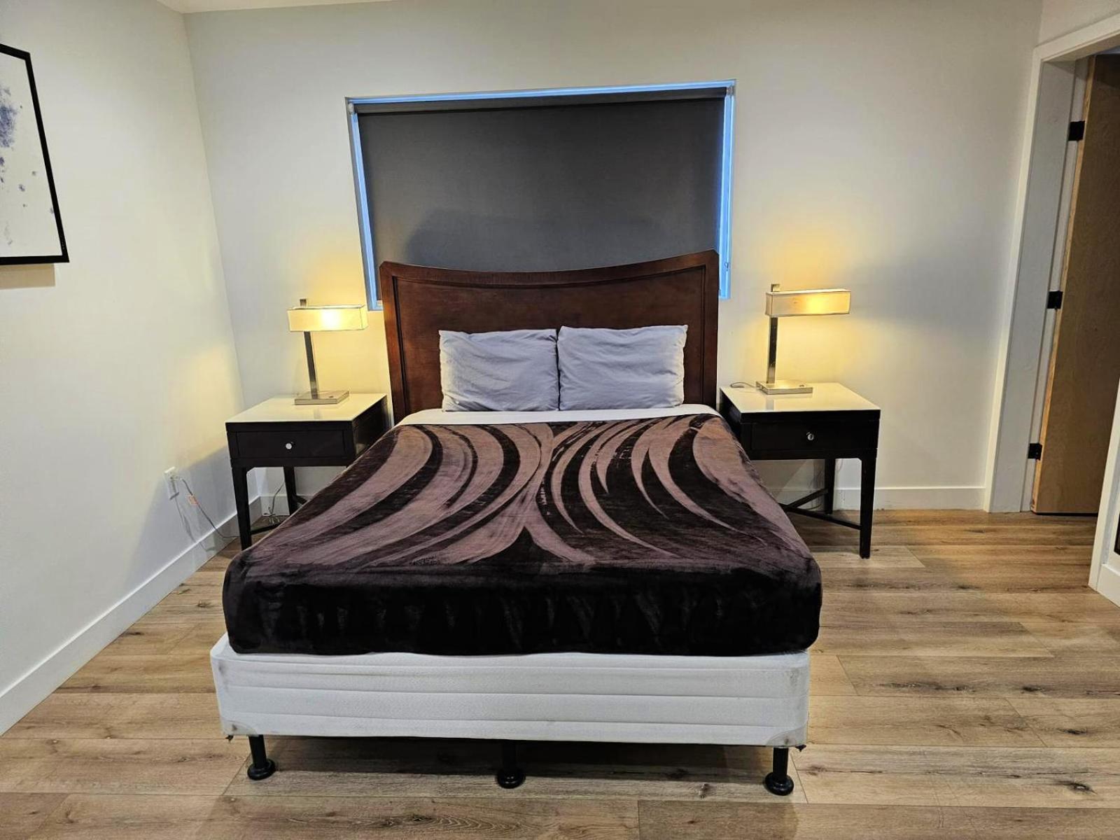 Stayspro - Hollywood Homes Minutes To Everything Spacious And Free Parking * Los Angeles