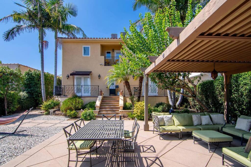 Villa Spacious 6-bedroom La With Fire Pit, Kids' Playground, And Outdoor Dining