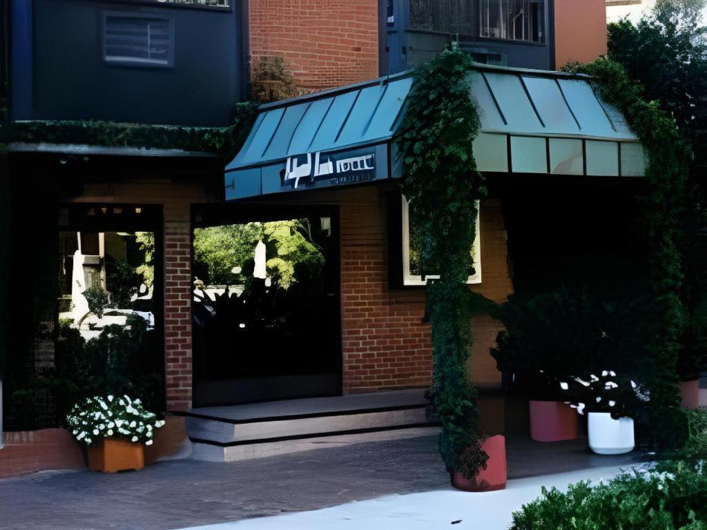 Hilgard House Westwood Village Hotel *