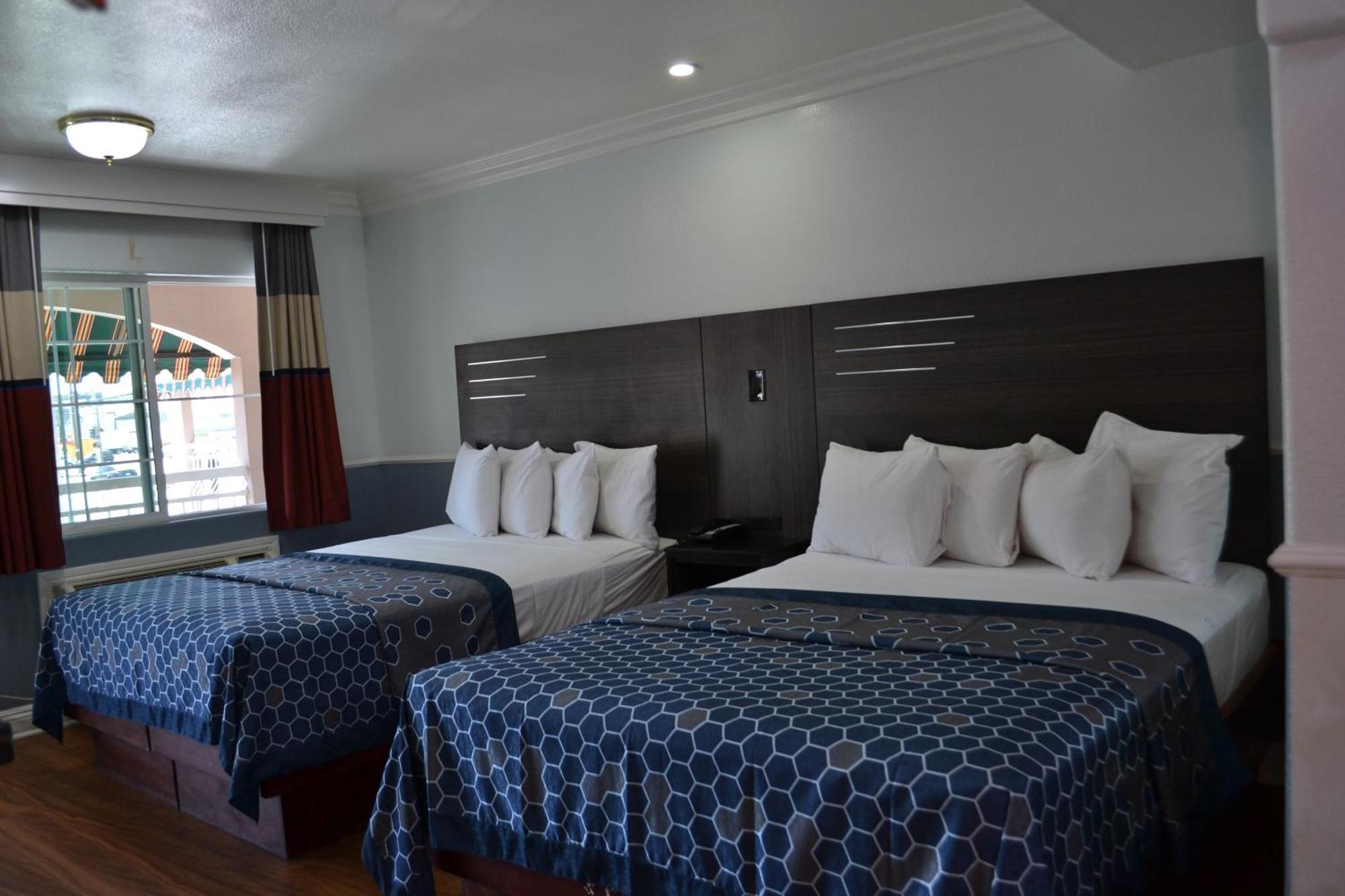 Galaxy Motel 2*