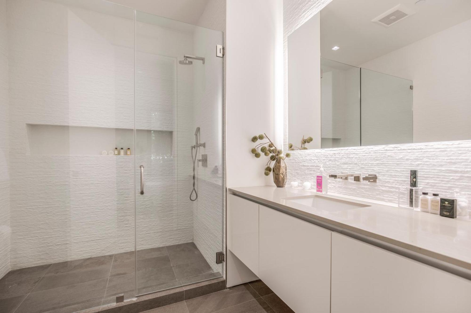 Swallow Sanctuary Apartment