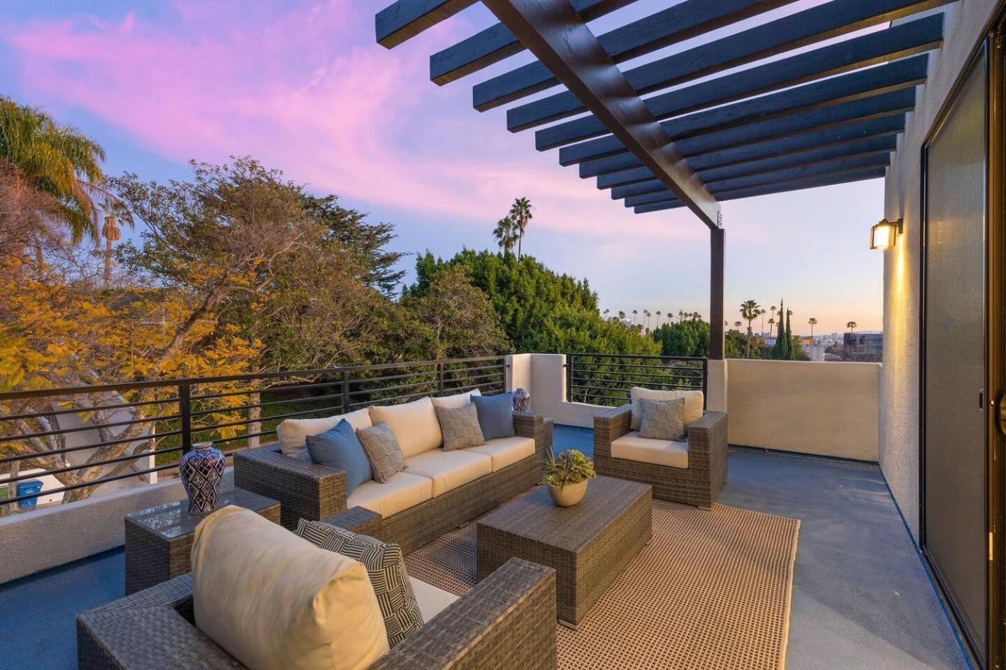 Hollywood Dream House