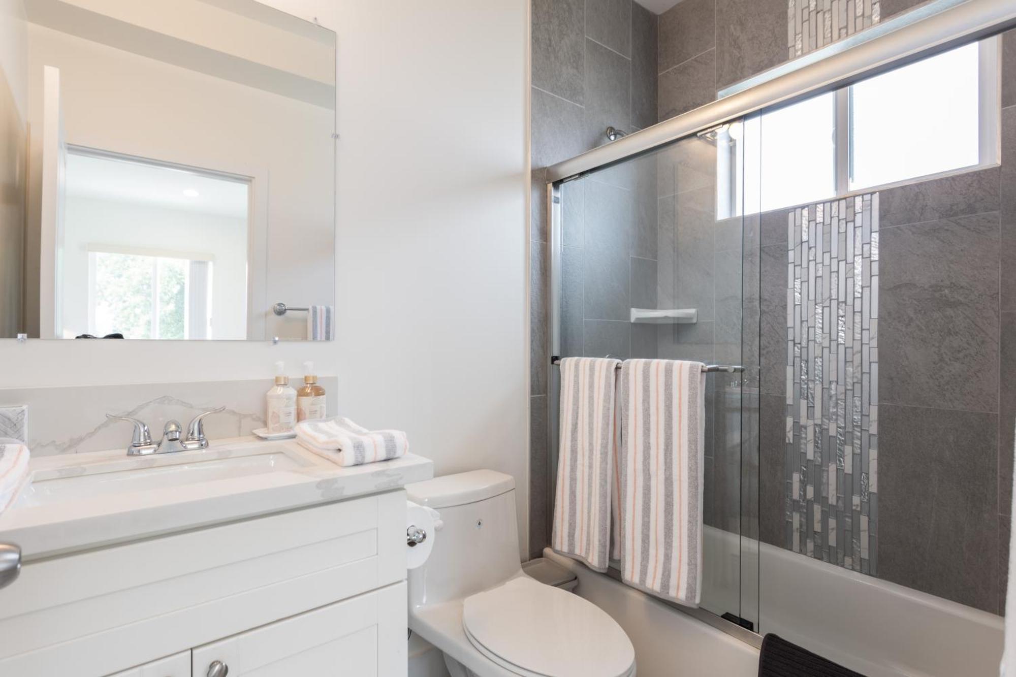 Stylish Dtla With Views Holiday home Los Angeles
