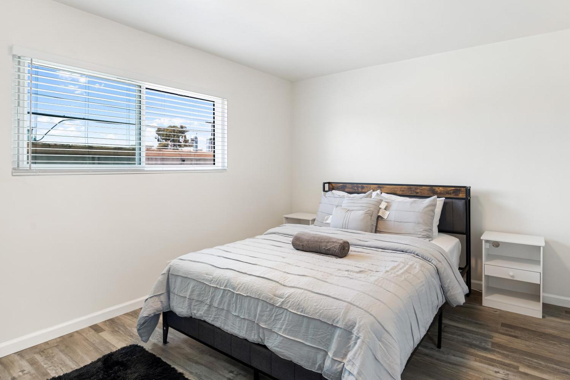 Cozy House Minutes From Downtown Holiday home *