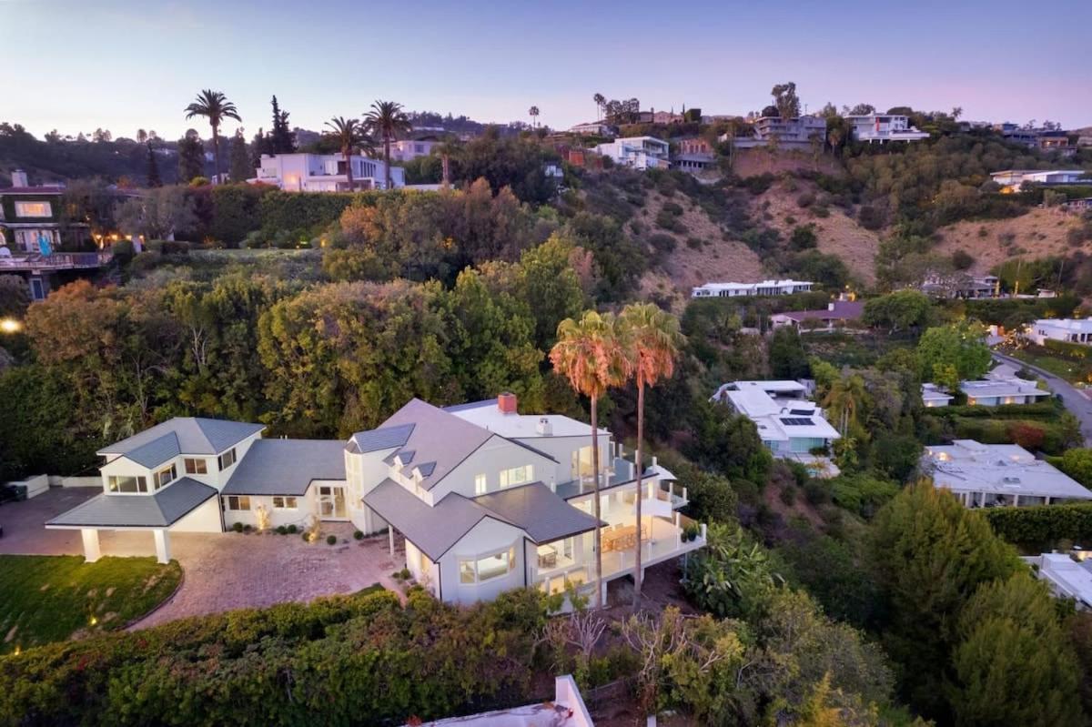 Balmain Manor By Awhile Holiday home *
