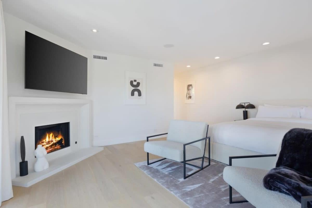Balmain Manor By Awhile Los Angeles