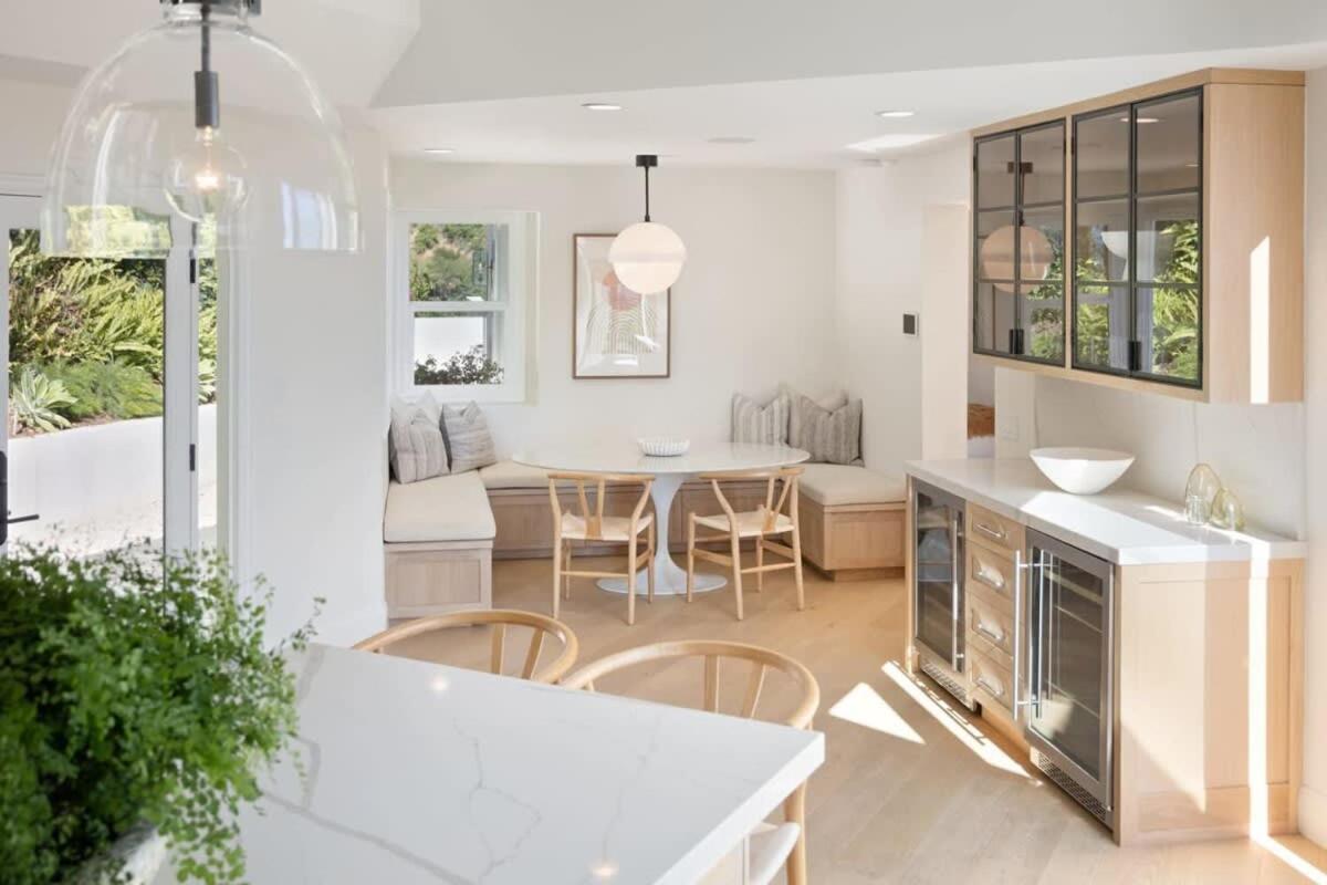 Balmain Manor By Awhile Holiday home *
