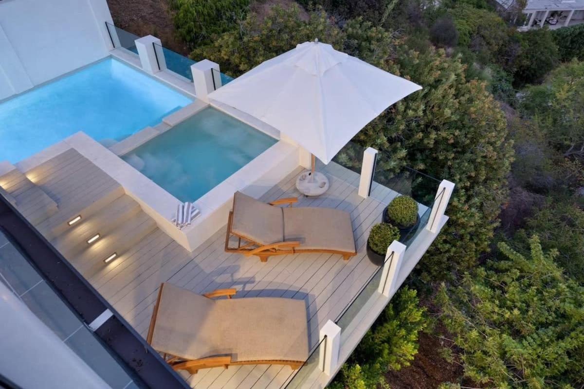 Balmain Manor By Awhile *