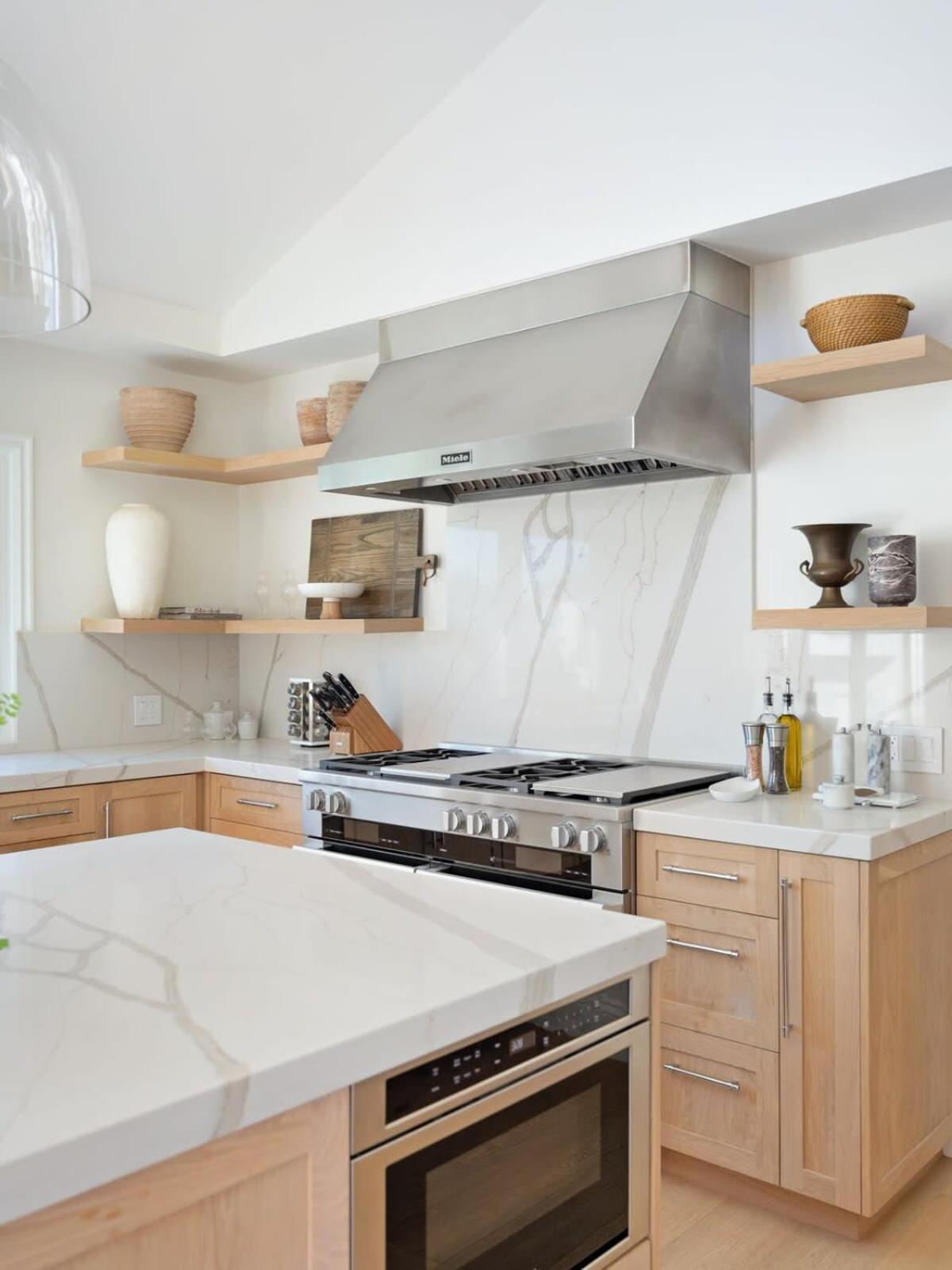 Balmain Manor By Awhile Holiday home *