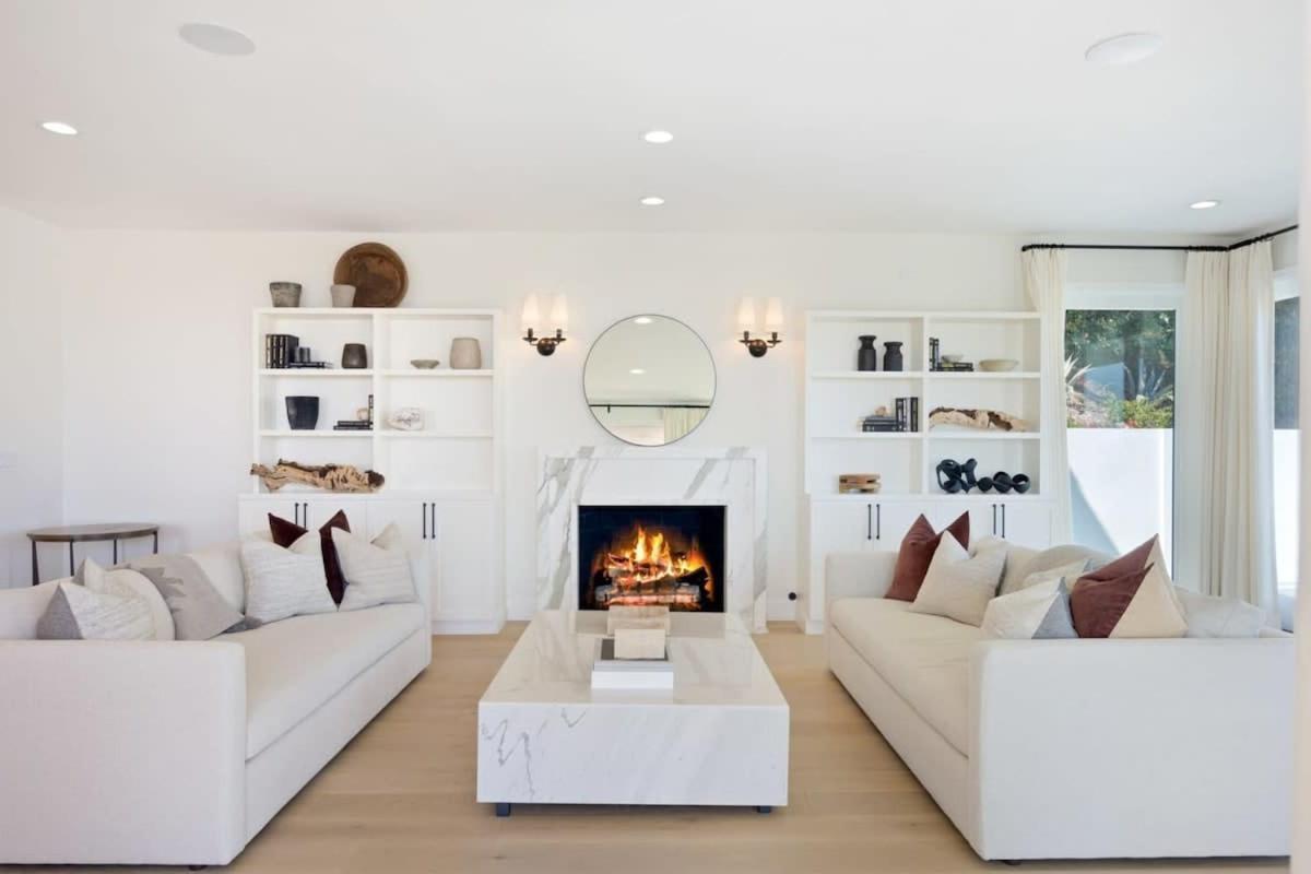 Balmain Manor By Awhile Holiday home Los Angeles