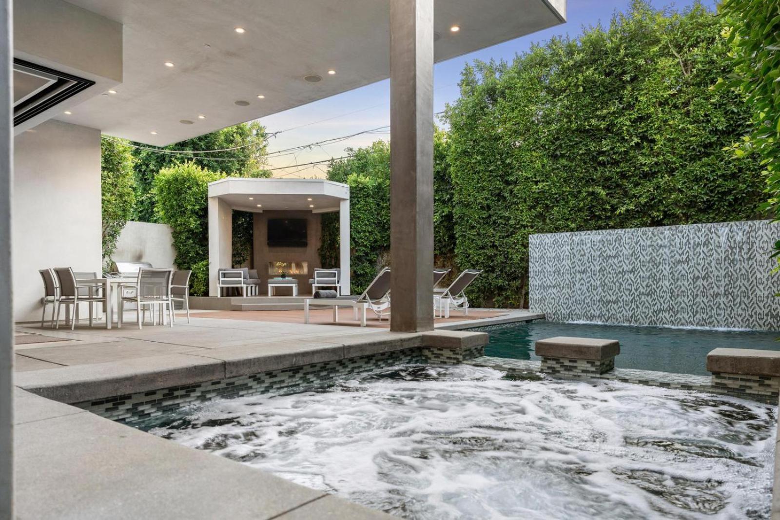 Orlando Estate *