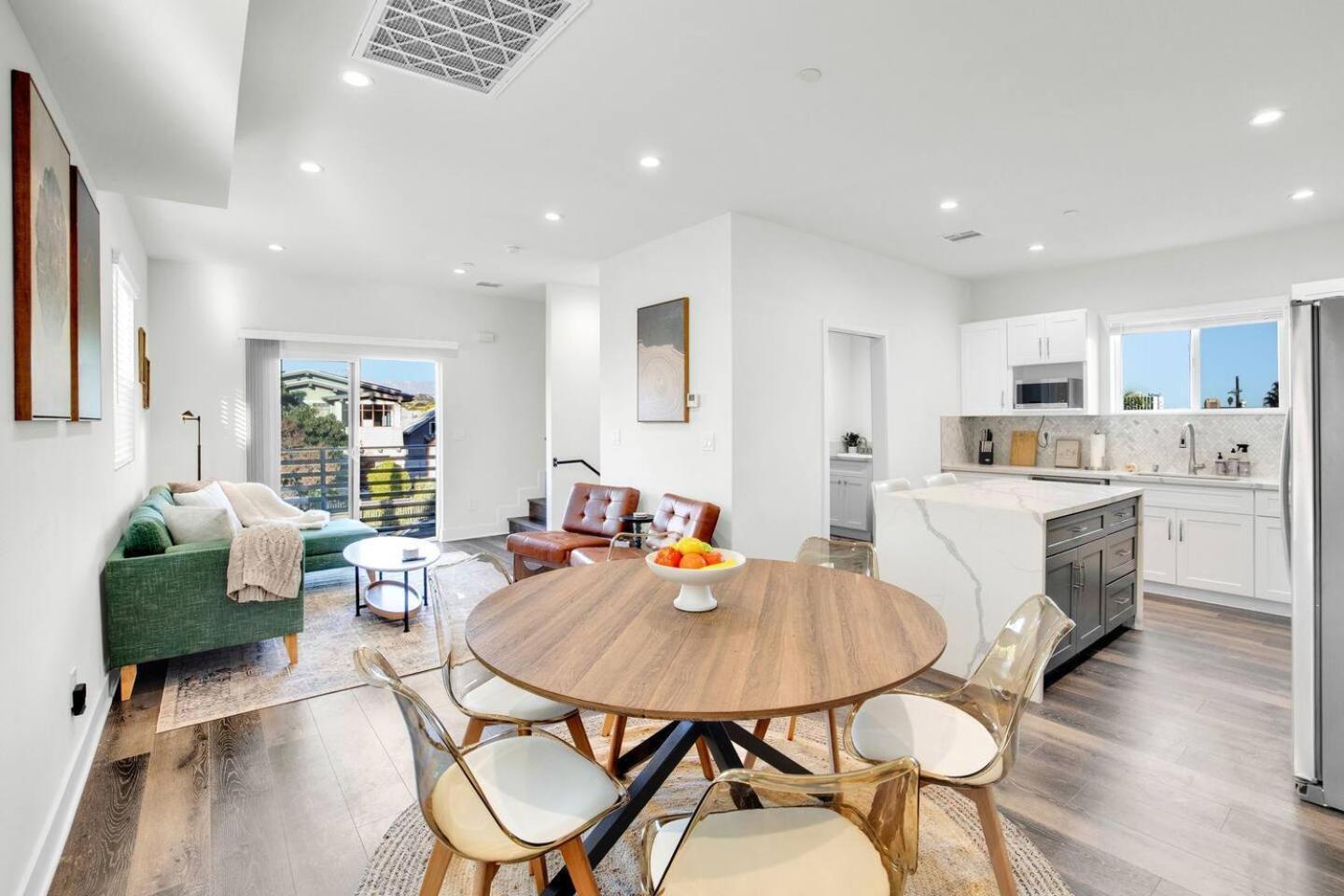Holiday home Fresh & New Downtown La Condo!