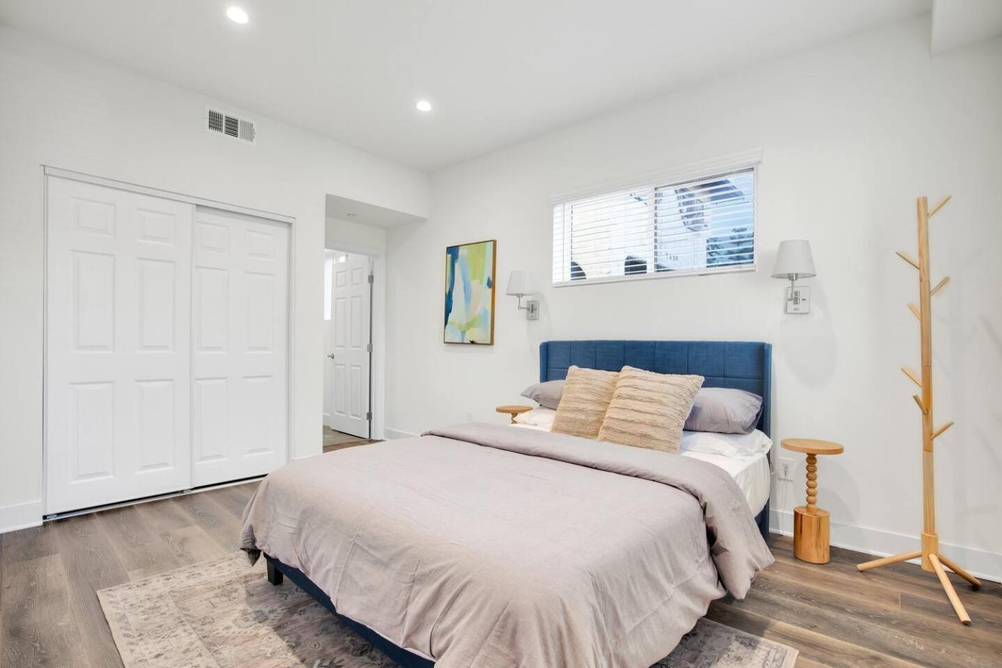 Fresh & New Downtown La Condo! Los Angeles