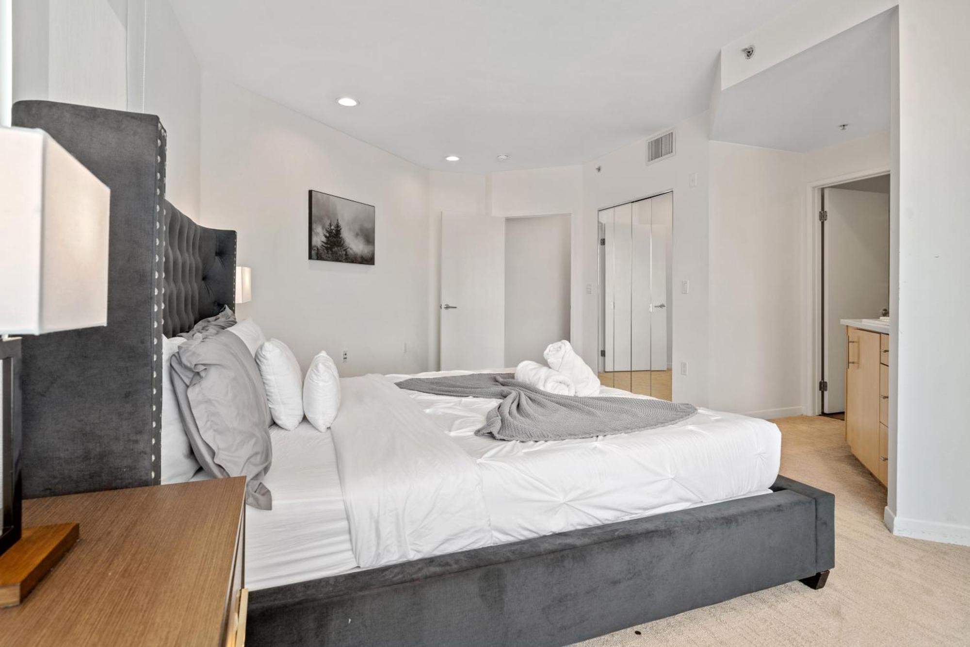 Venice Marina Water Front Luxury Penthouse Los Angeles