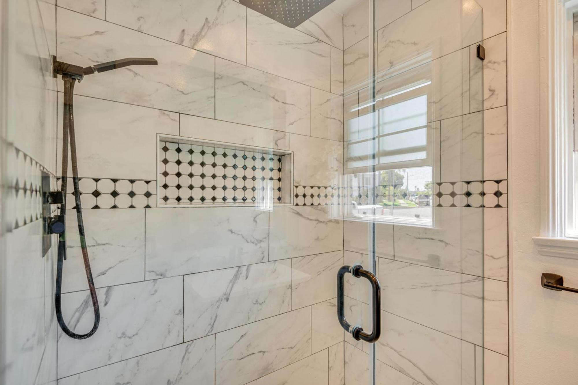 Holiday home 2 Mi To Sofi Stadium Updated Inglewood Home! *