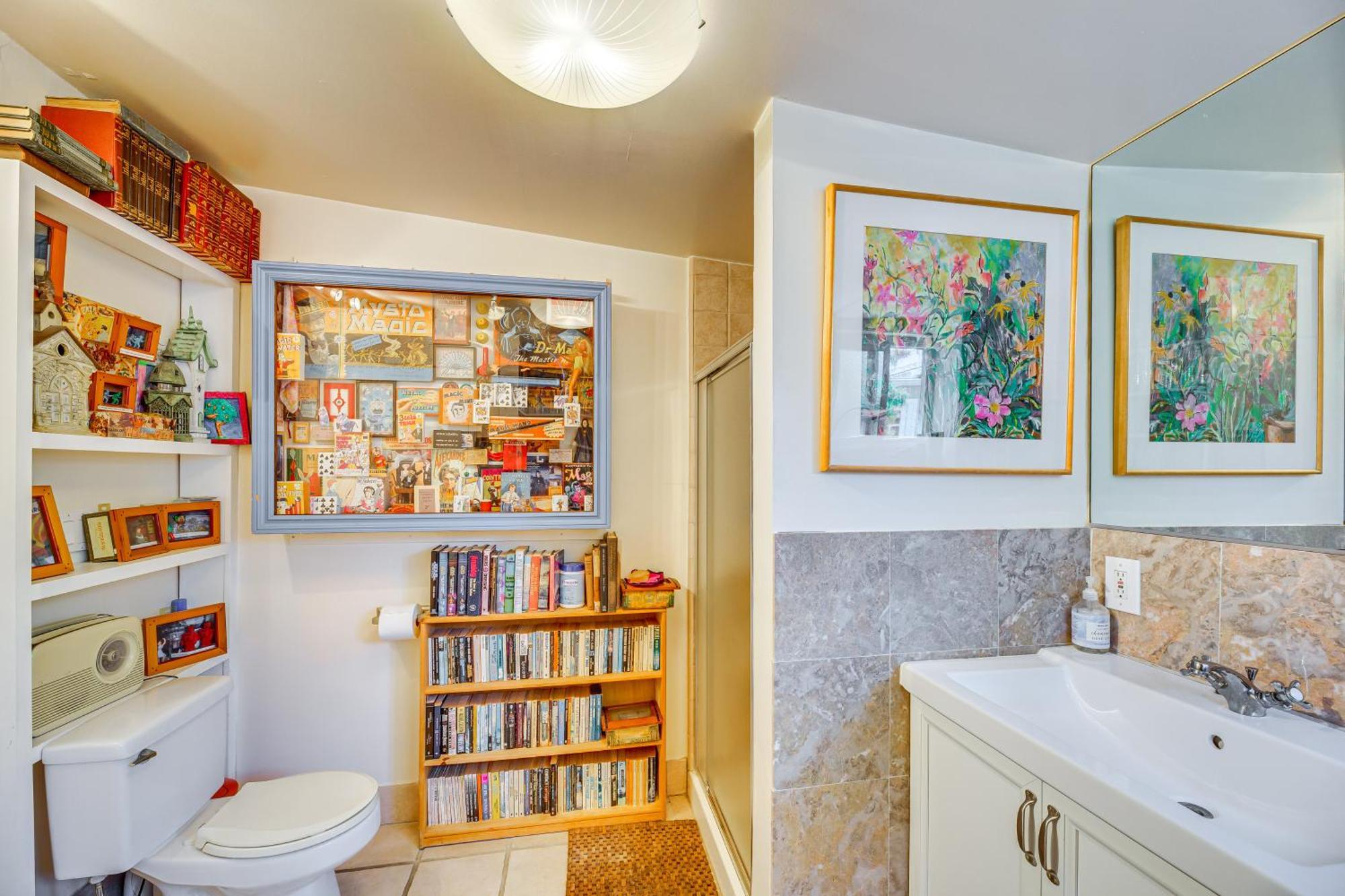 Vibrant With Patio - Near Santa Monica Pier!