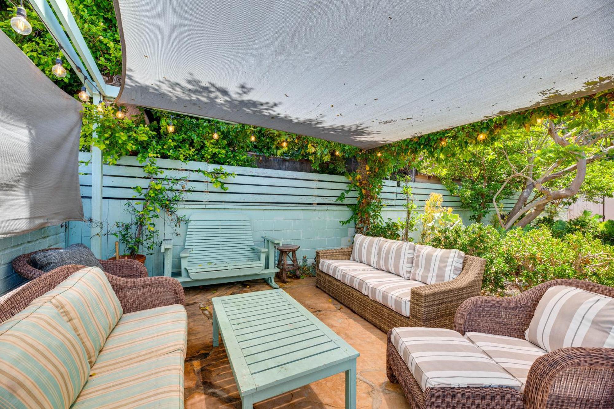Vibrant With Patio - Near Santa Monica Pier!