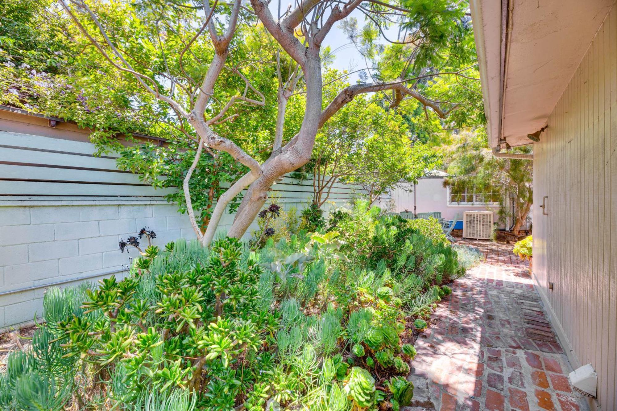 Vibrant With Patio - Near Santa Monica Pier! * Los Angeles