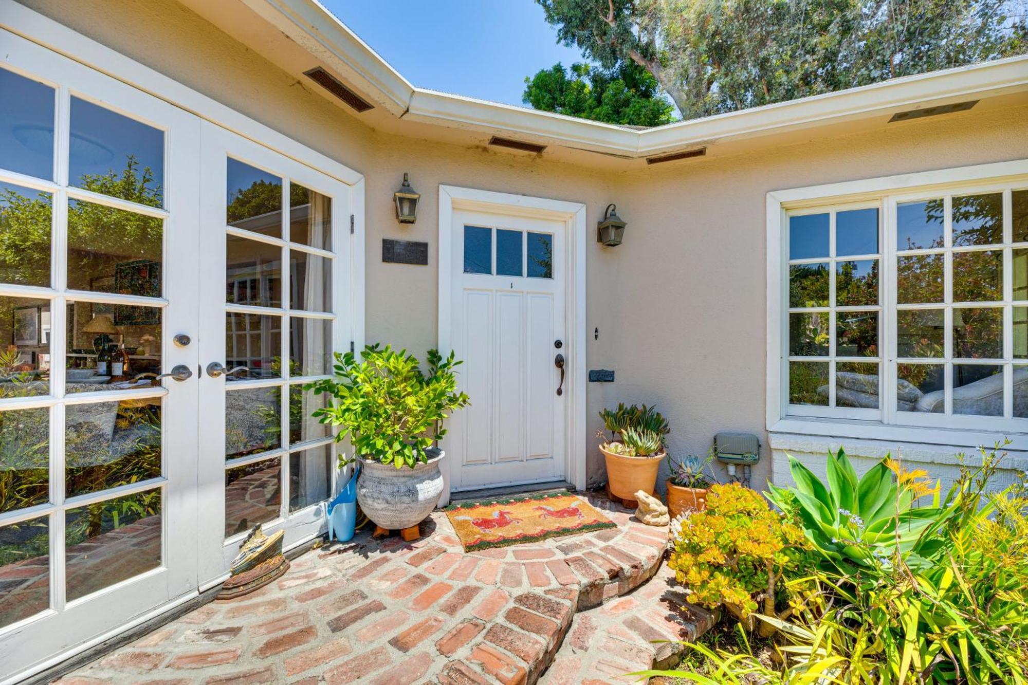 Vibrant With Patio - Near Santa Monica Pier! Holiday home *