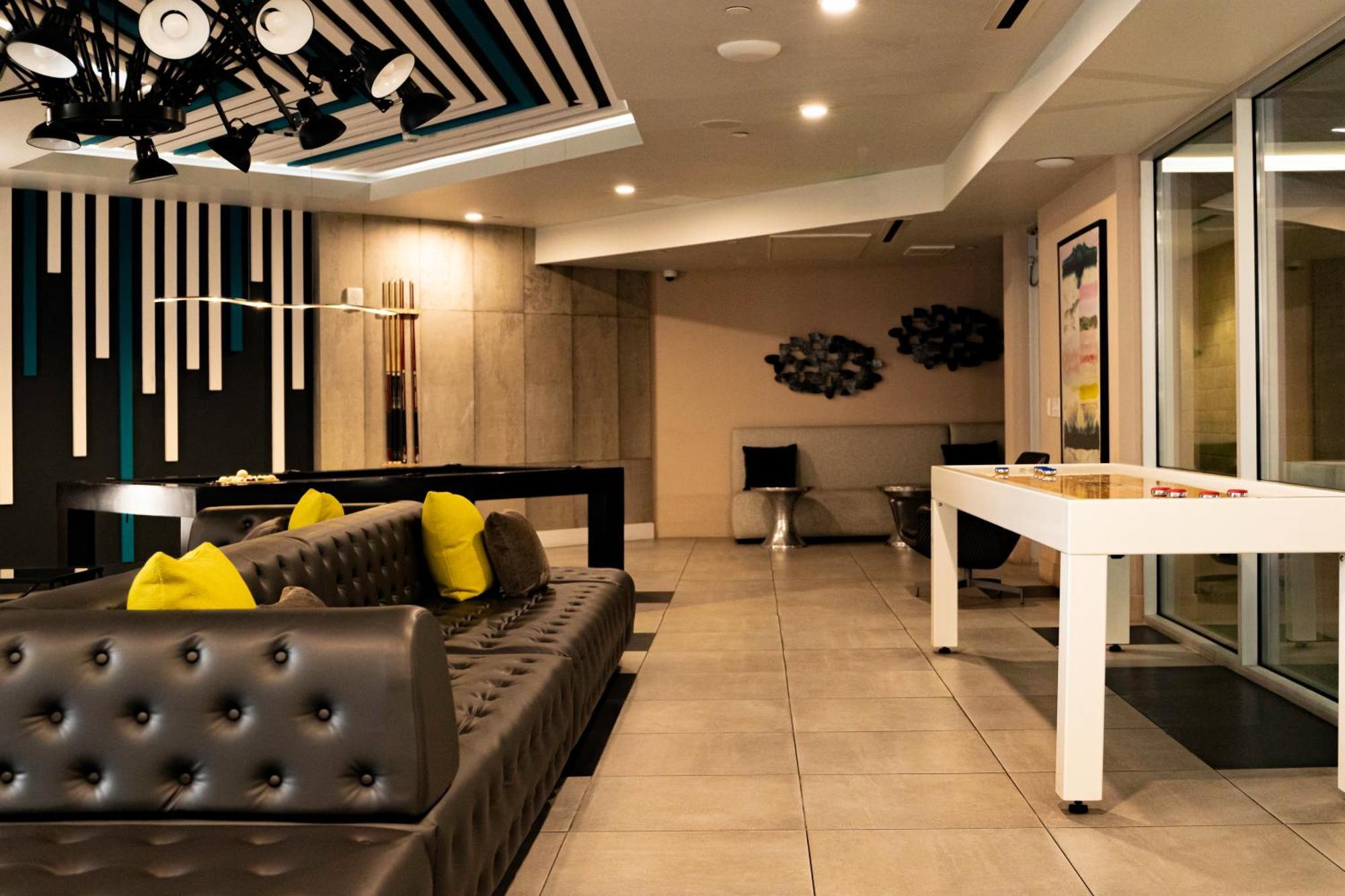 Apartment Bright Lights Downtown Los Angeles