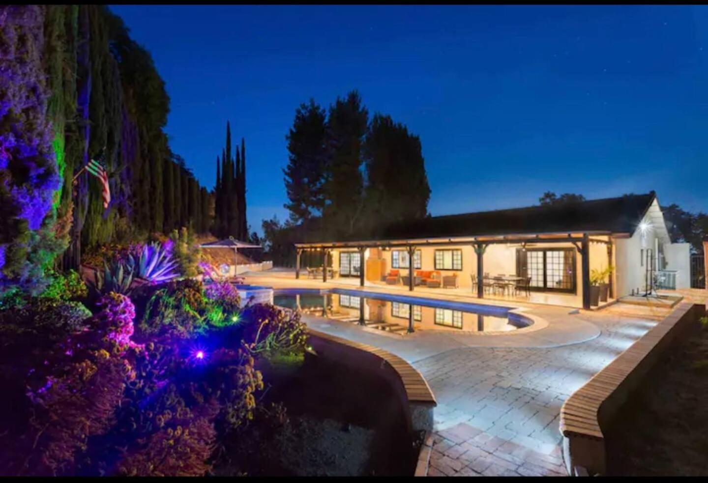 Holiday home Private Escape Nestled In Hills *