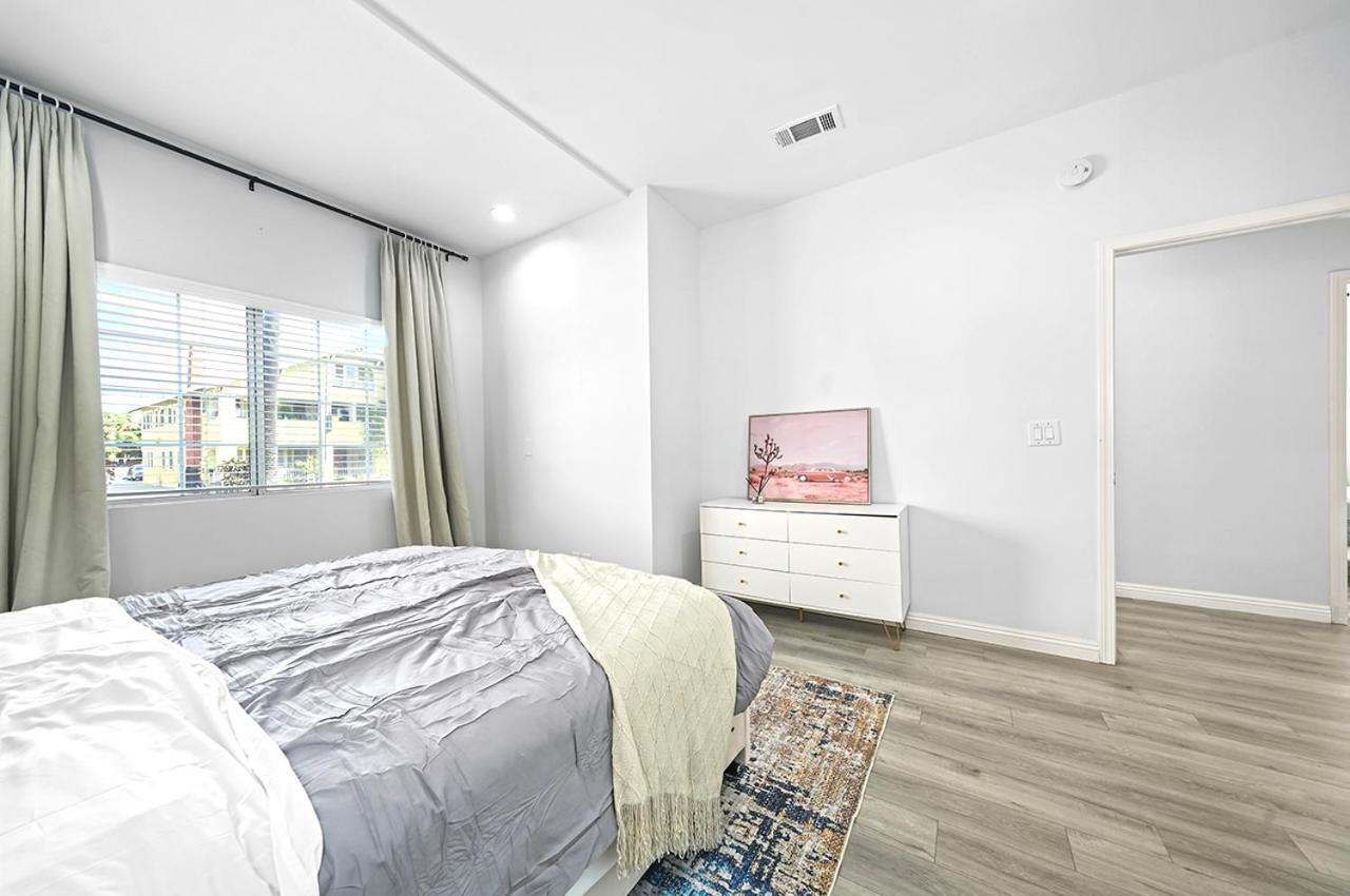 Holiday home Great Location Oasis W Huge Backyard Near Dtla ,usc ,ktown